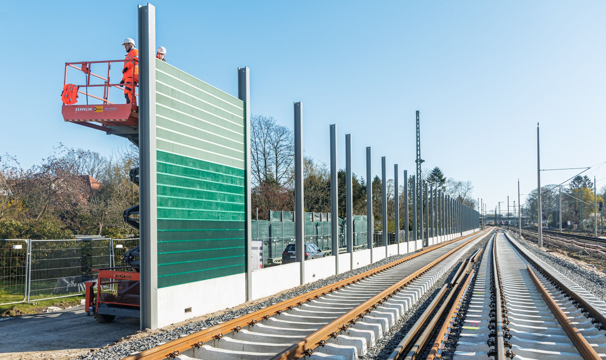 Deutsche Bahn baut mehr Lärmschutzwände entlang von Bestandsstrecken
