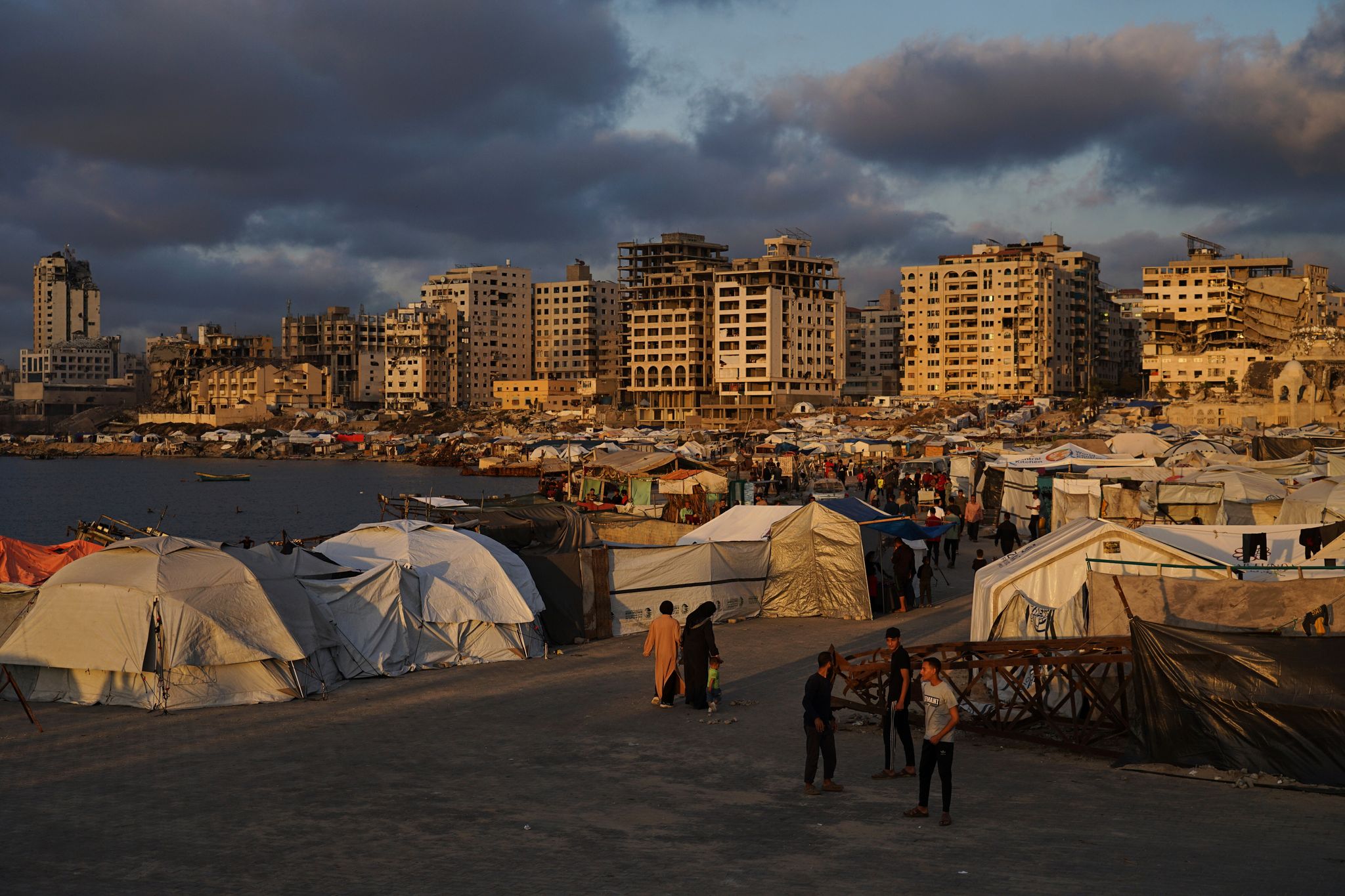 Hilfe erreicht Menschen in Gaza – «Tropfen im Ozean»