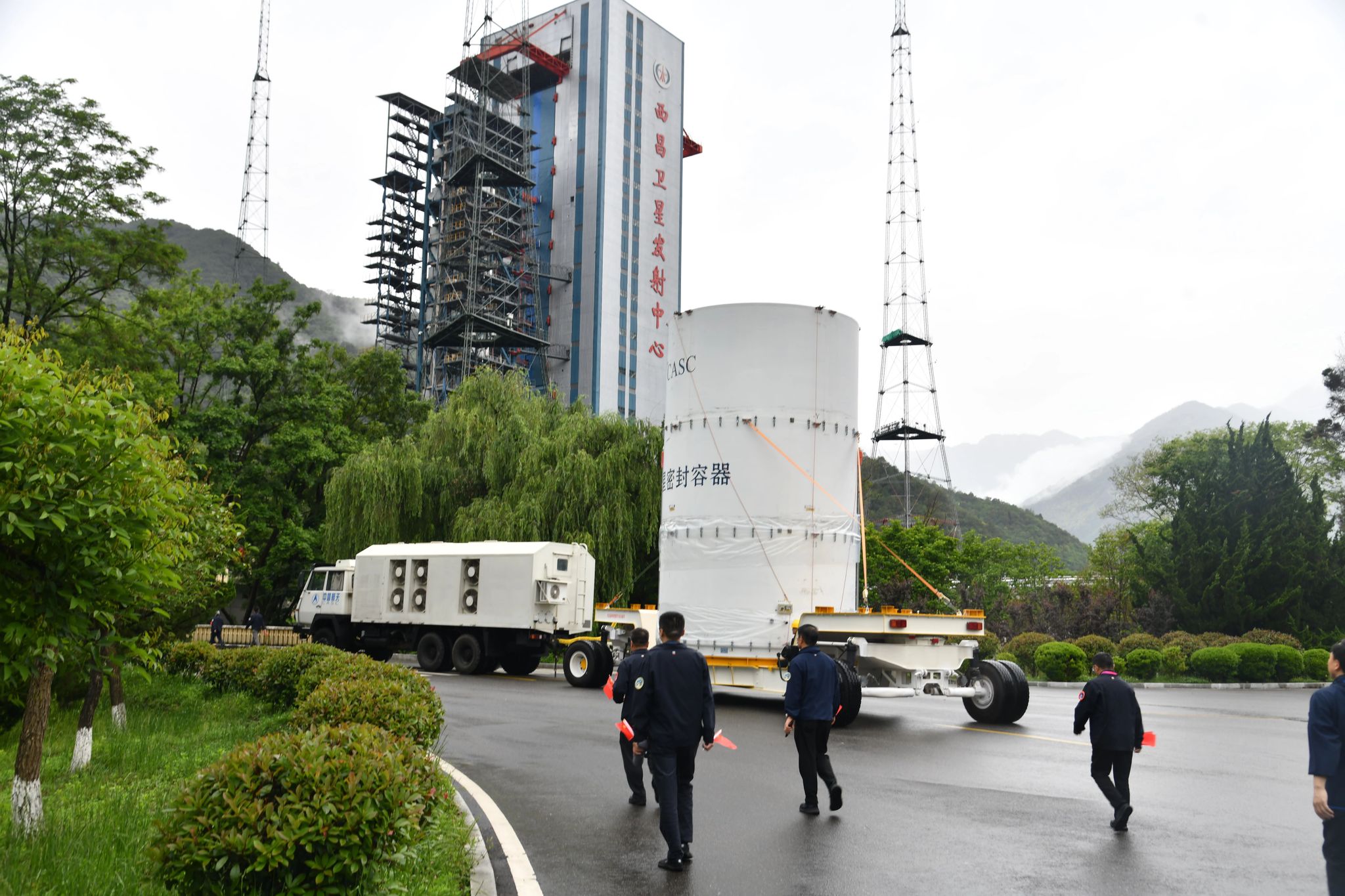 China startet Mission zur Probenrückholung von erdnahem Asteroiden
