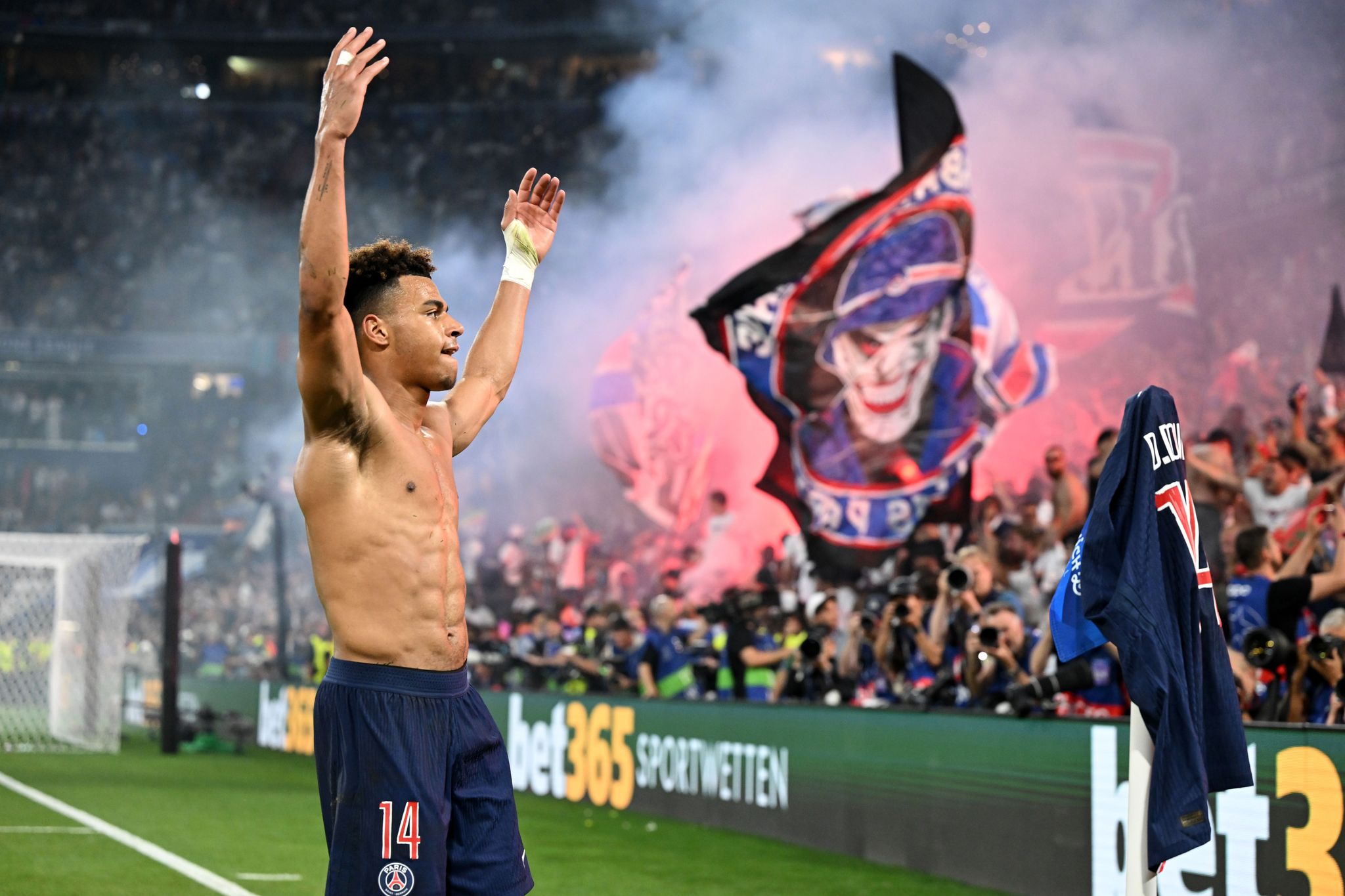 Königsklassen-Rekord: Famoses Paris feiert Final-Triumph
