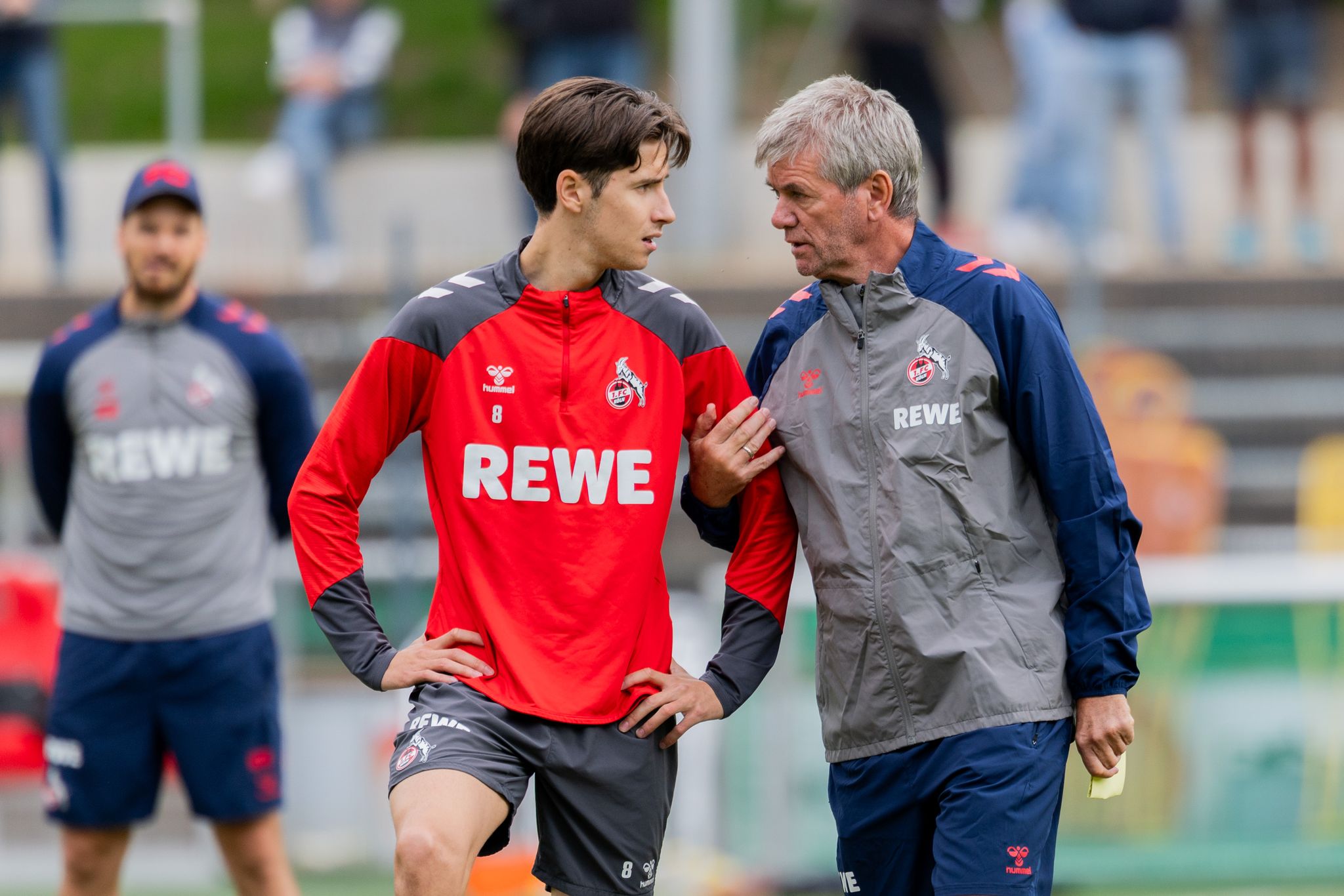 Trainer-Guru Funkel soll Köln vor dem Abstieg retten
