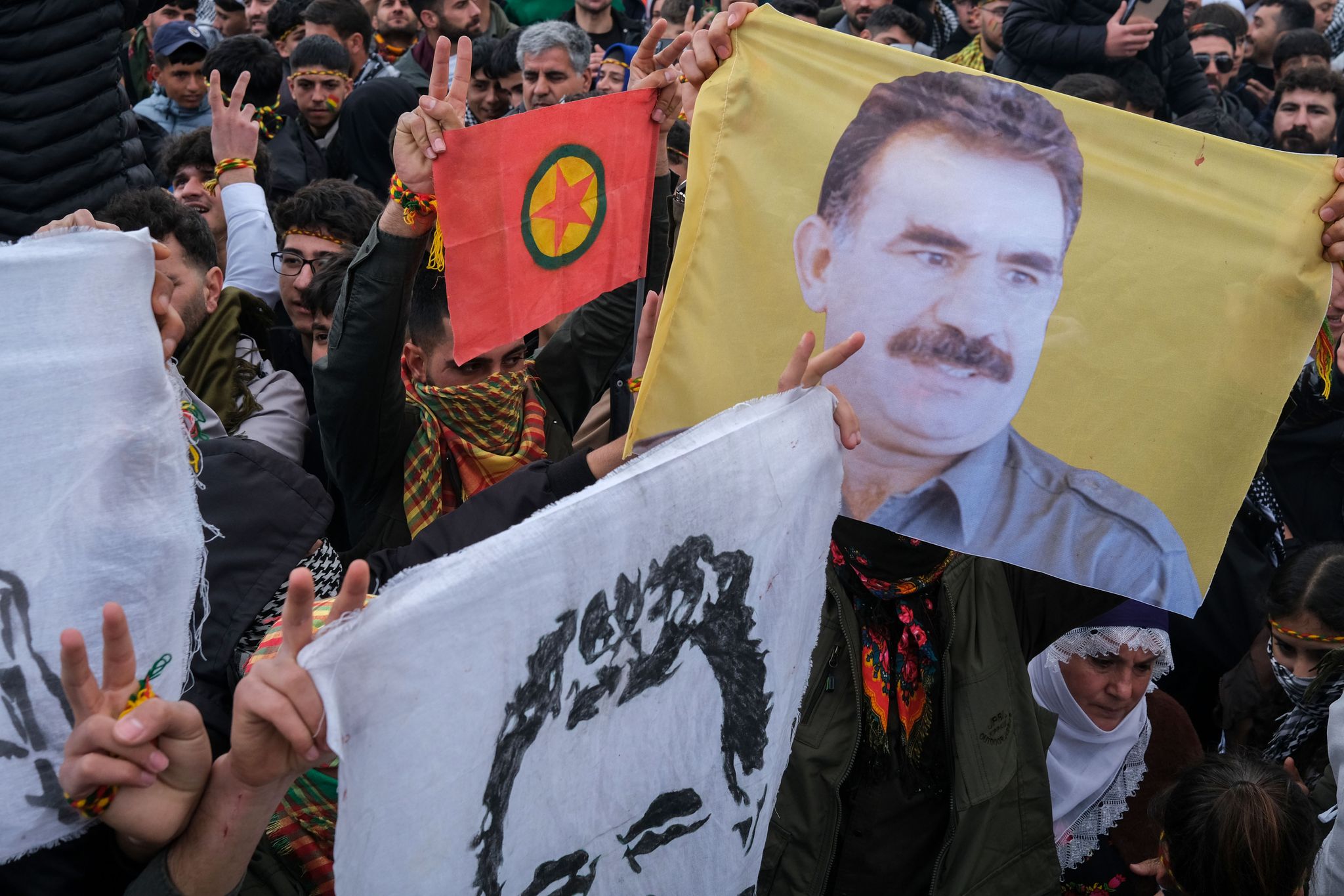 PKK gibt bewaffneten Kampf auf – Hoffnung auf Ende des Konflikts