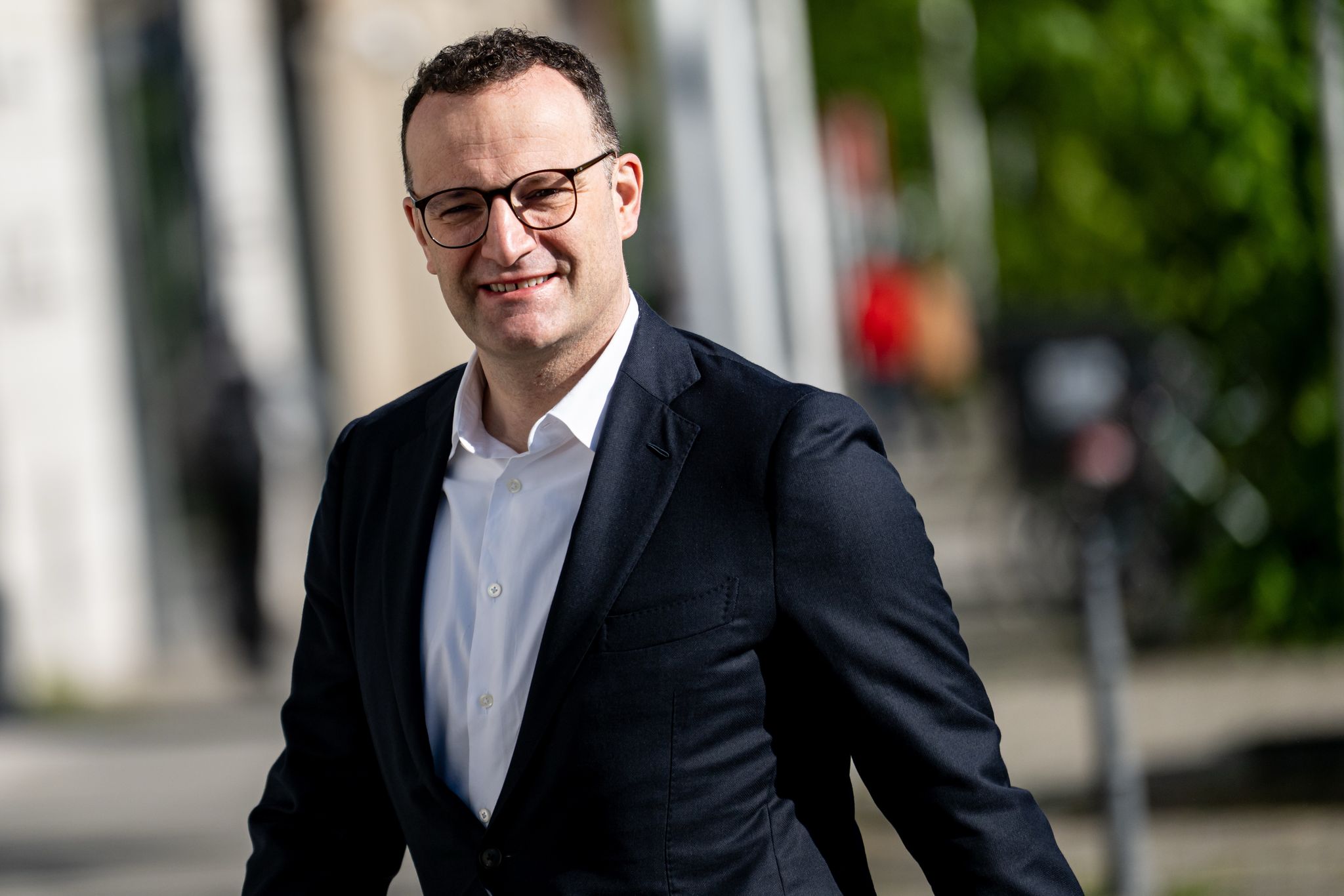 Jens Spahn: Neuer Unionsfraktionschef mit umstrittener Vergangenheit