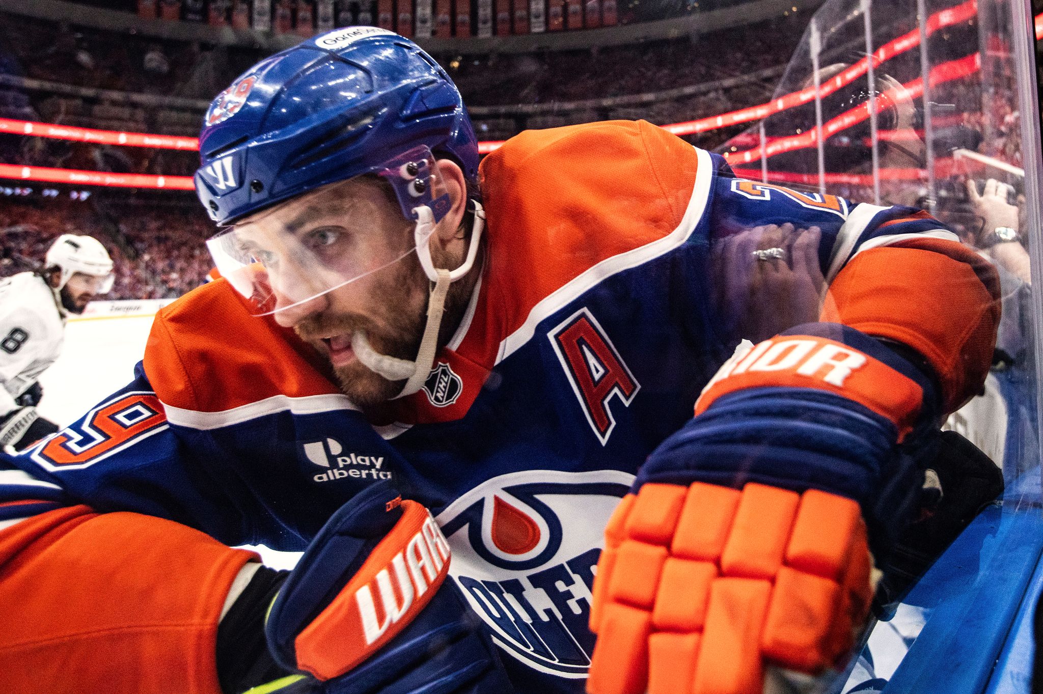 Leon Draisaitl führt Edmonton Oilers in die zweite Playoff-Runde der NHL