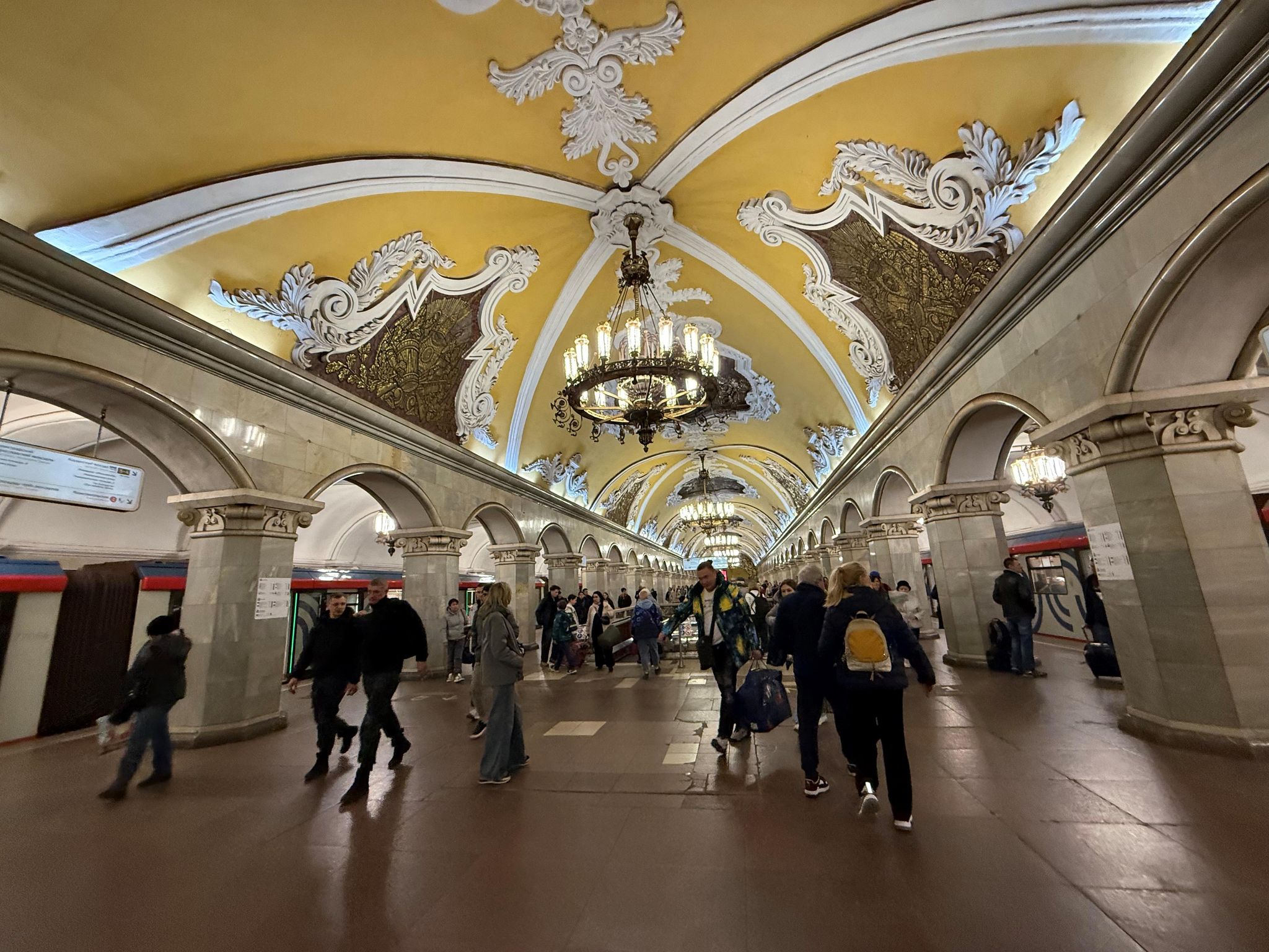 90 Jahre Moskauer Metro: Von Lasar Kaganowitsch zu autonomem Fahren