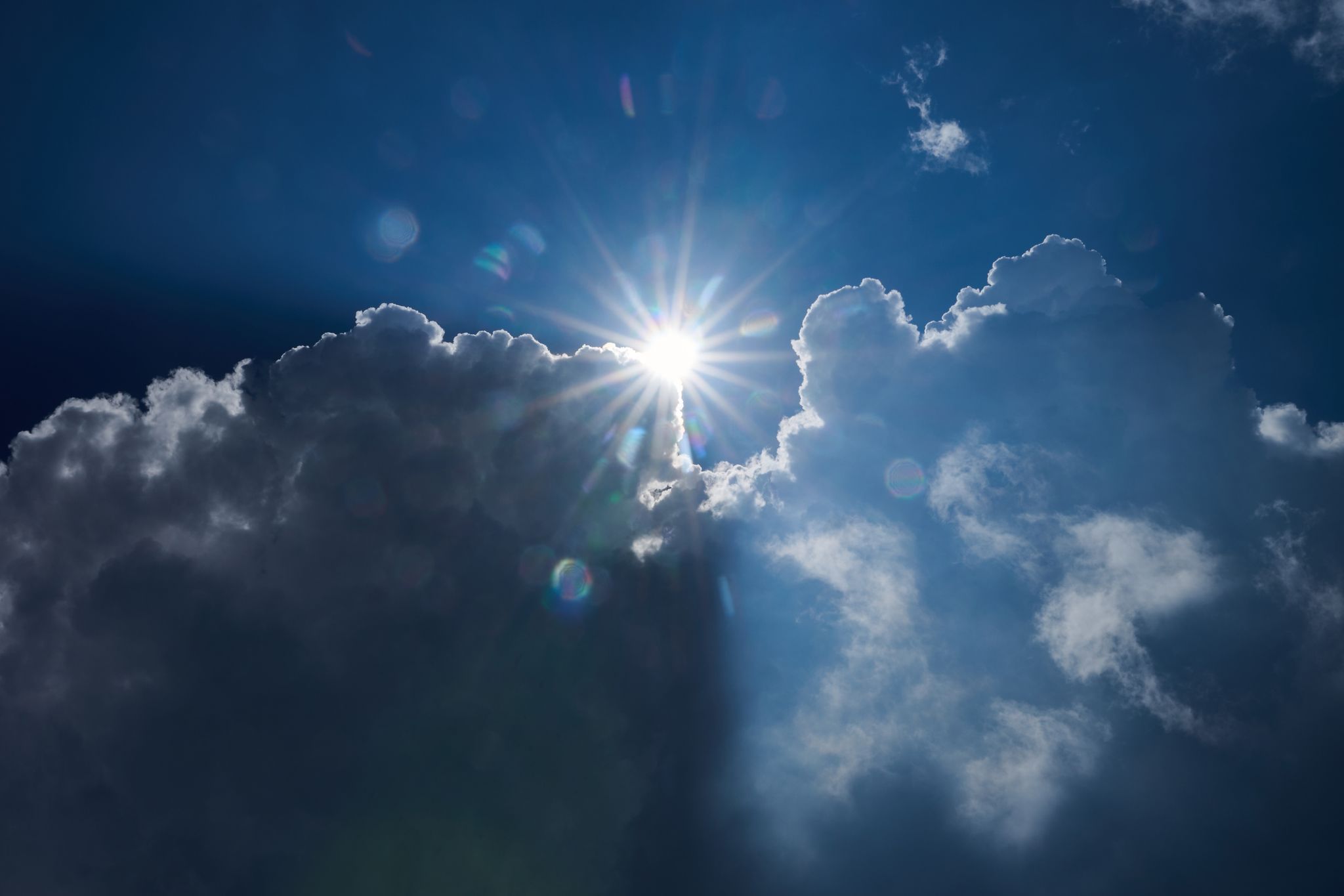 Unruhiges Wetterwochenende in Deutschland erwartet