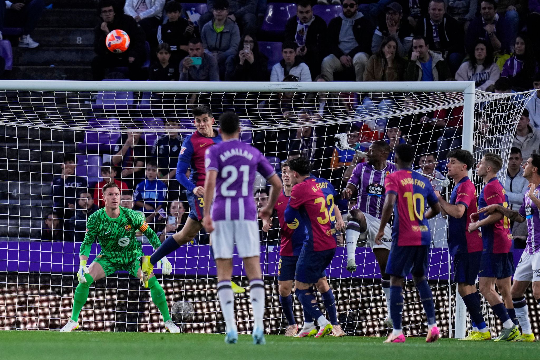 FC Barcelona: Ter Stegen muss wieder auf die Bank