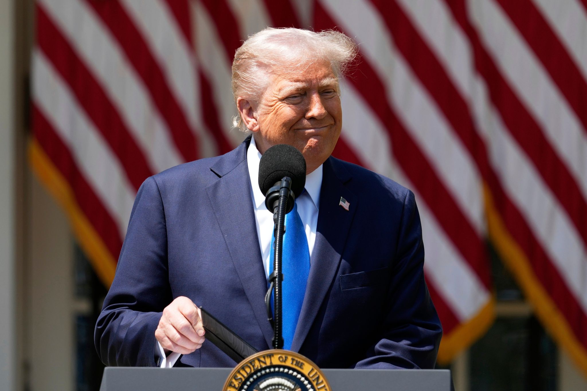 Trump will alle Käufer iranischen Öls mit Sanktionen belegen