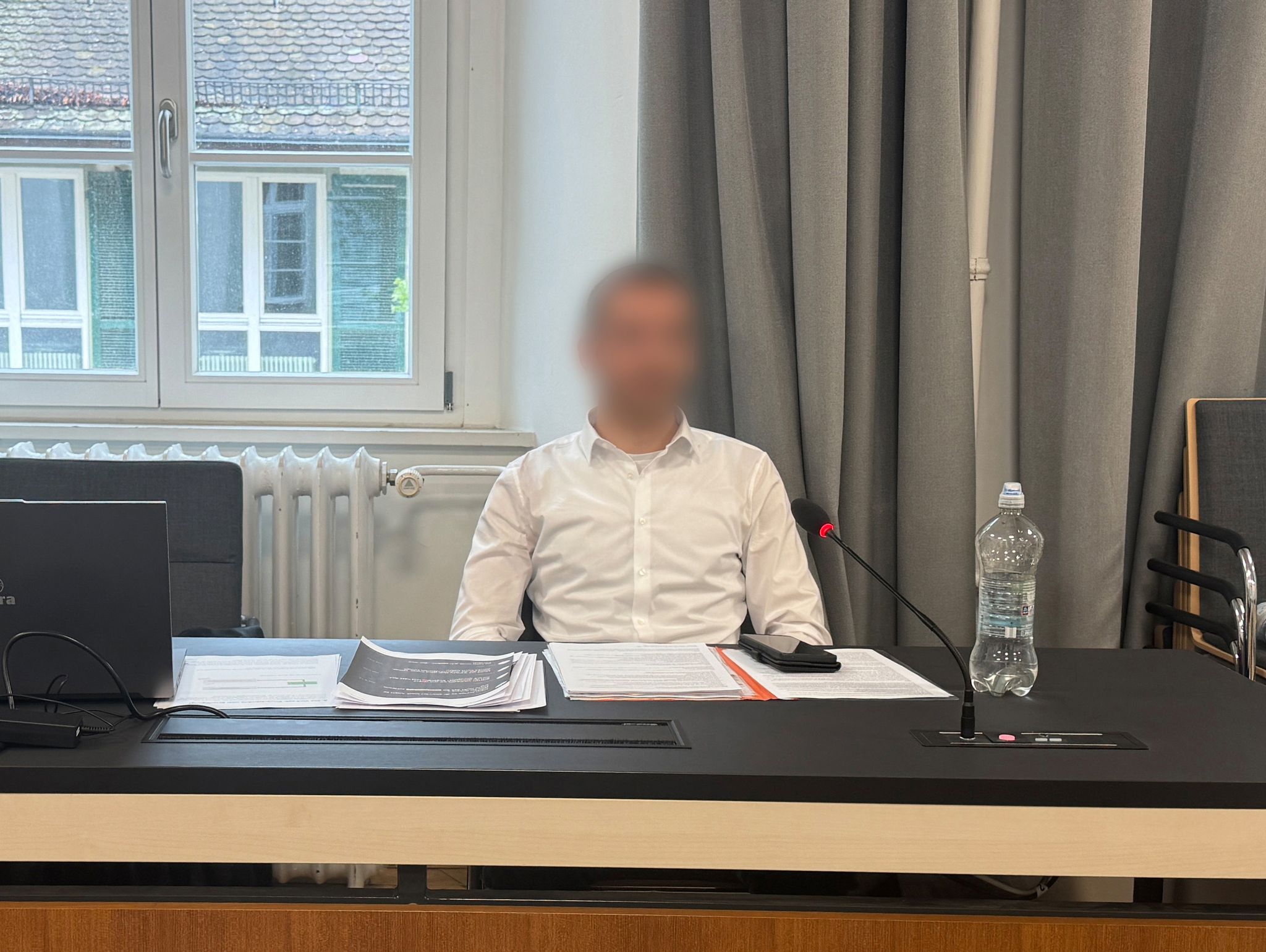 Schamlippen verstümmelt: Bewährungsstrafe für 26-Jährigen