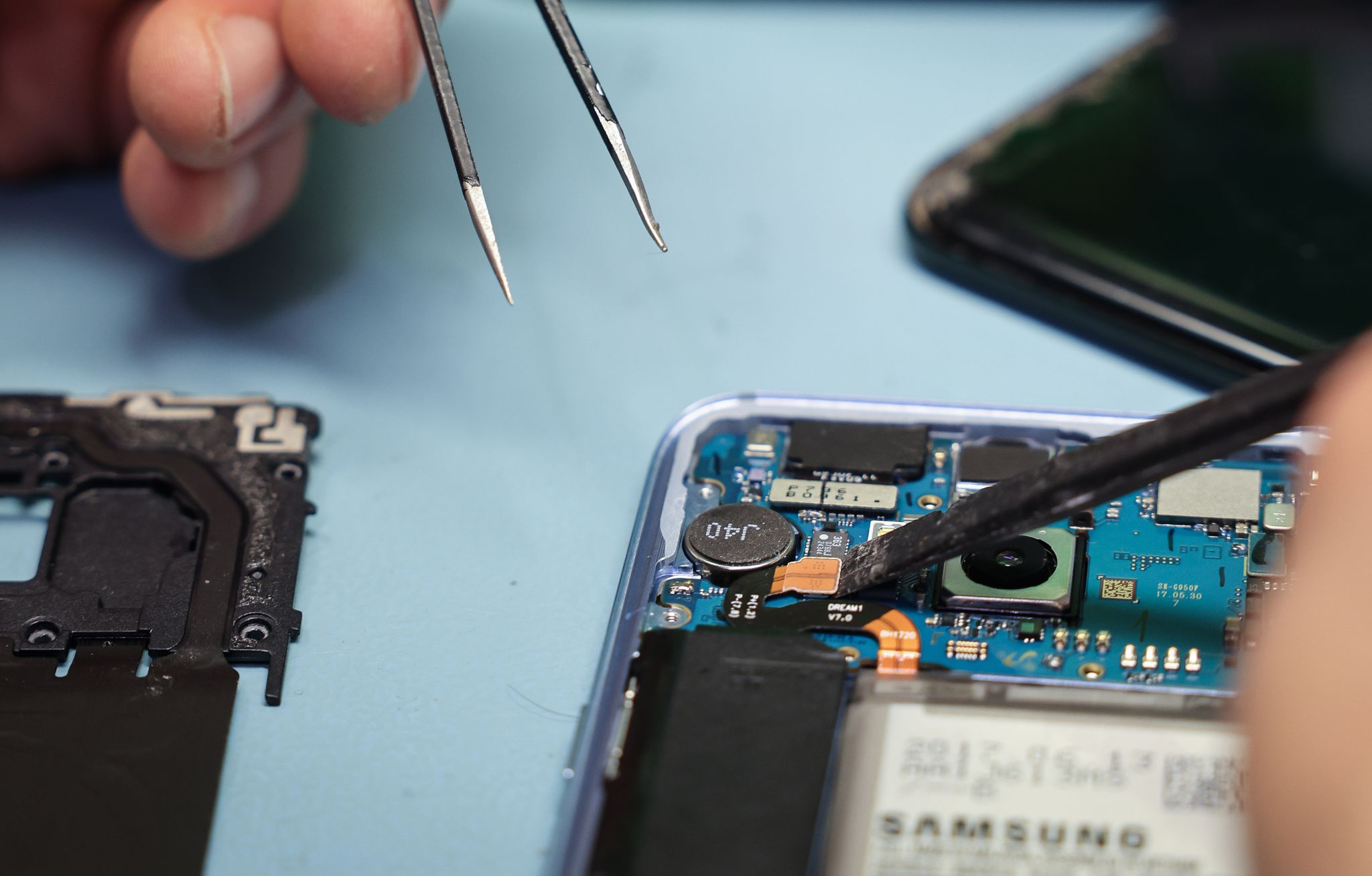 Neue EU-Energielabel für Smartphones und Tablets: Was ändert sich?