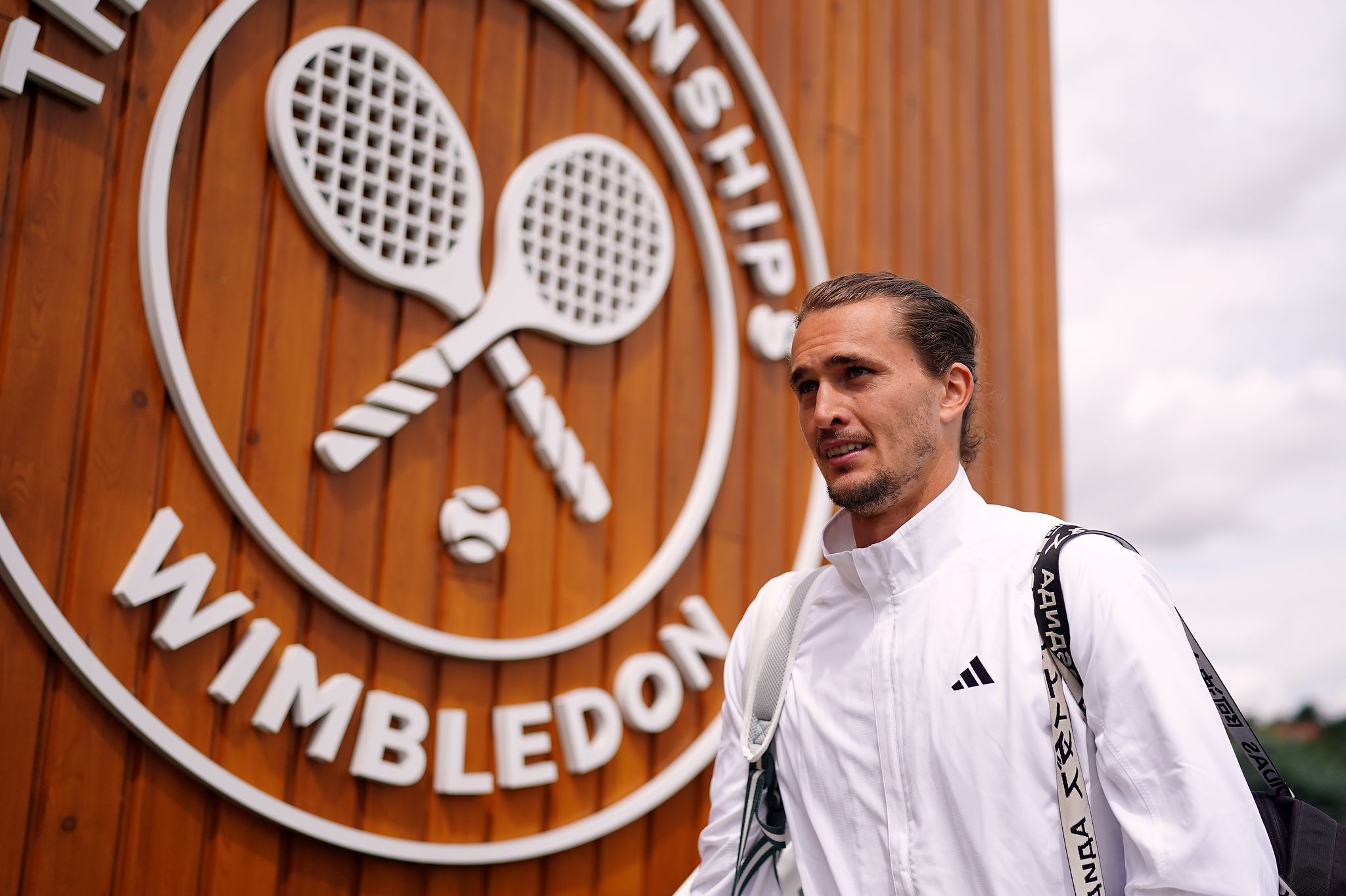 Zverev droht Viertelfinal-Duell mit Angstgegner Fritz in Wimbledon