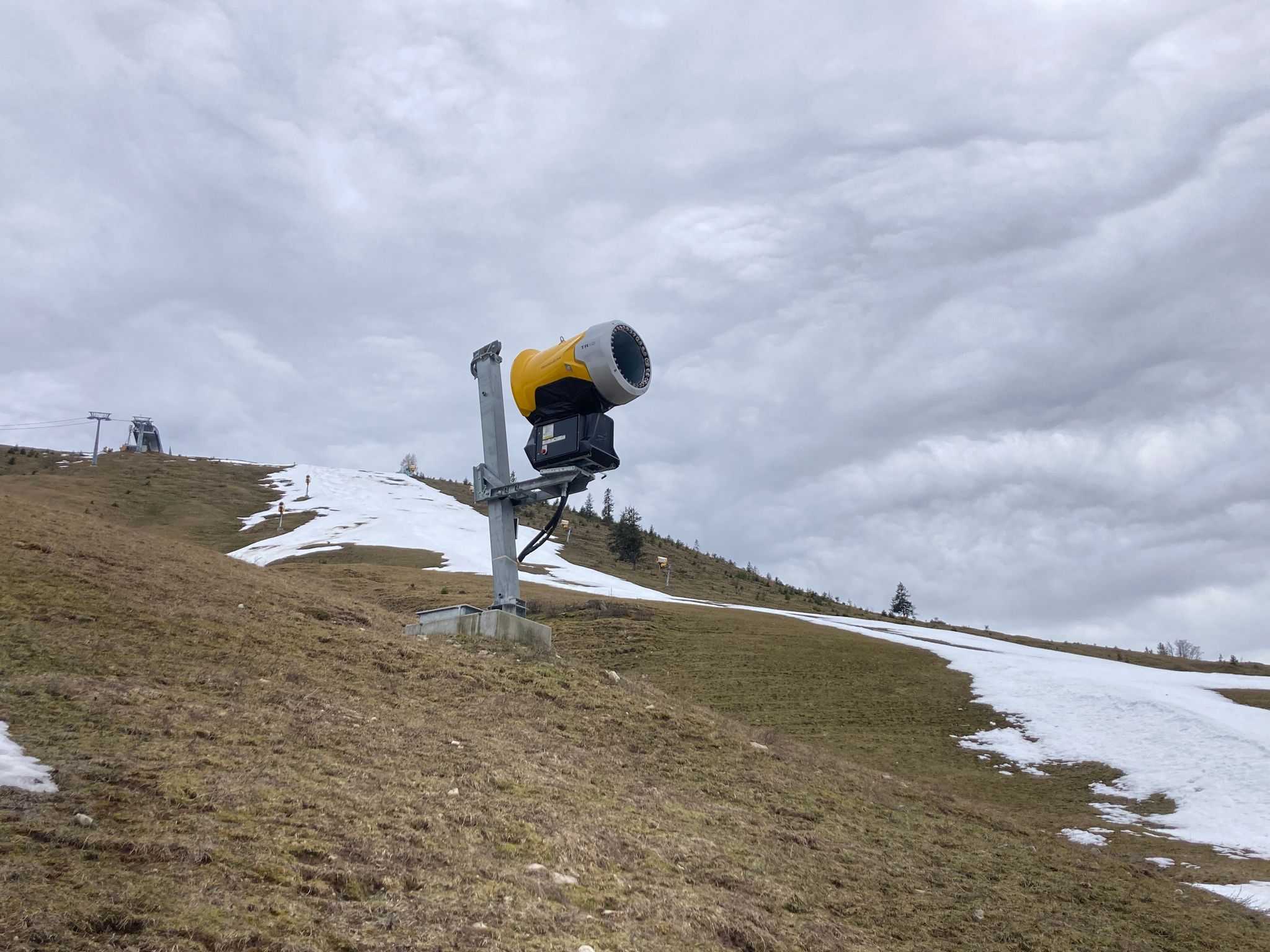 Vielerorts Minus-Rekorde bei Schneehöhen in den Alpen