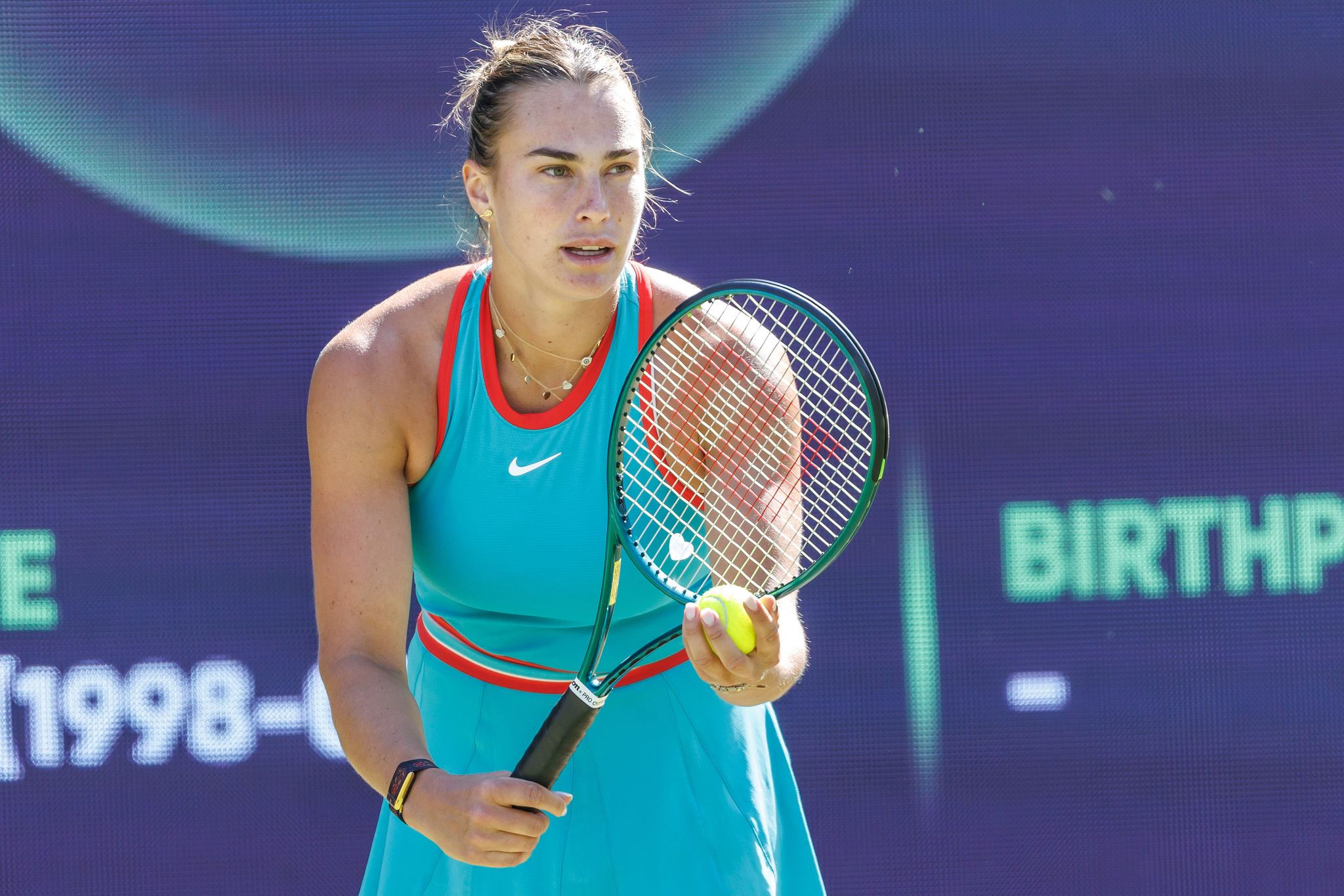 Marketa Vondrousova besiegt Aryna Sabalenka in Berliner Tennisturnier, Tschechin trifft im Finale auf Russin oder Chinesin