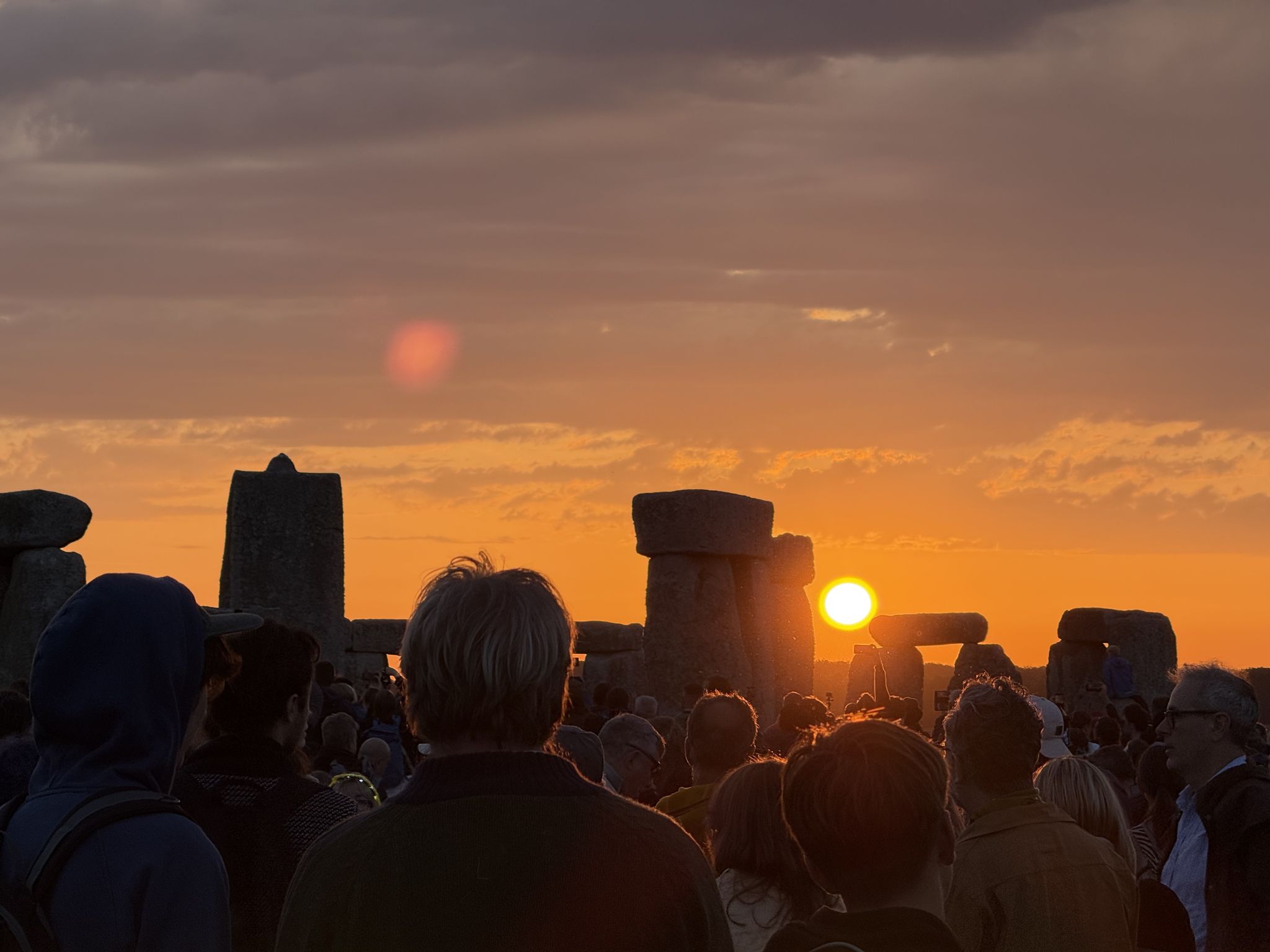 Magischer Moment: Tausende feiern Sonnenwende in Stonehenge