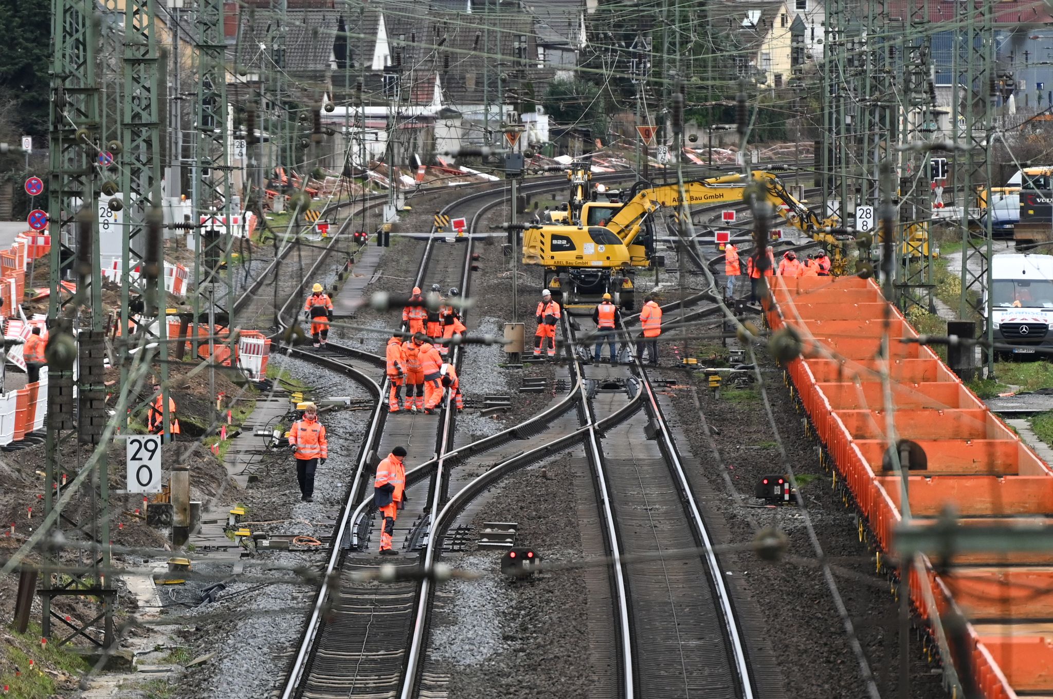 Generalsanierung der Deutschen Bahn in der Kritik