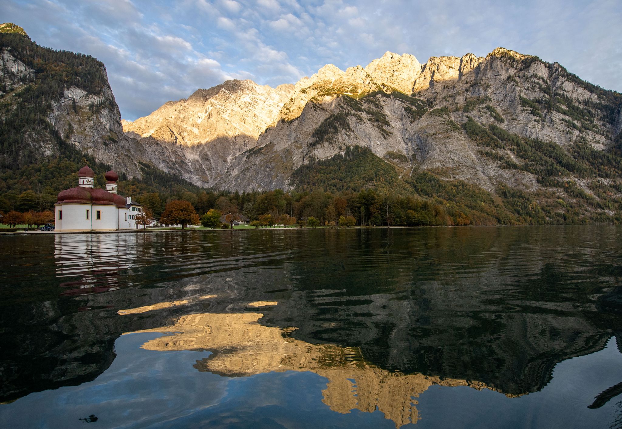 Schutzhütte am Watzmann-Hocheck verwüstet