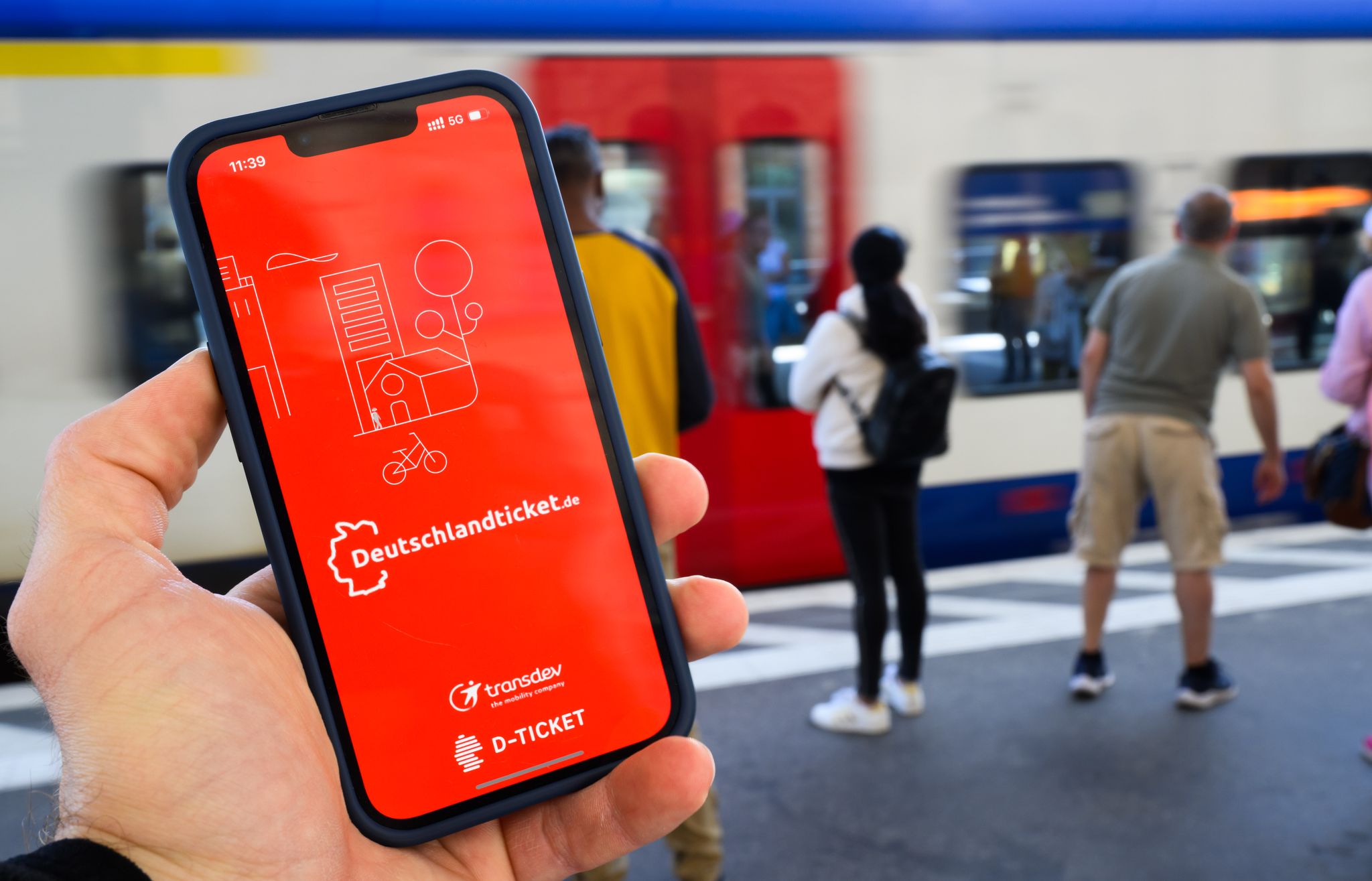 Zukunft des Deutschlandtickets auf der Verkehrsministerkonferenz diskutiert