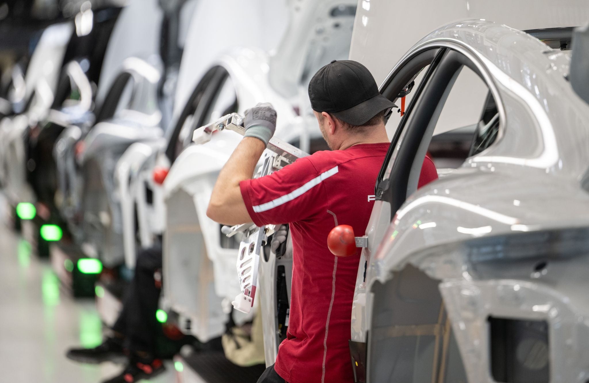 Automobilbranche vereint gegen Tech-Konzerne: Gemeinsame Softwareentwicklung