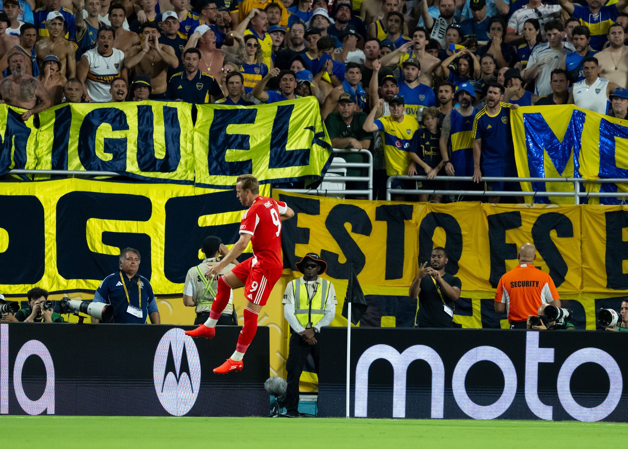 FC Bayern München siegt gegen Boca Juniors bei Club-WM in Miami