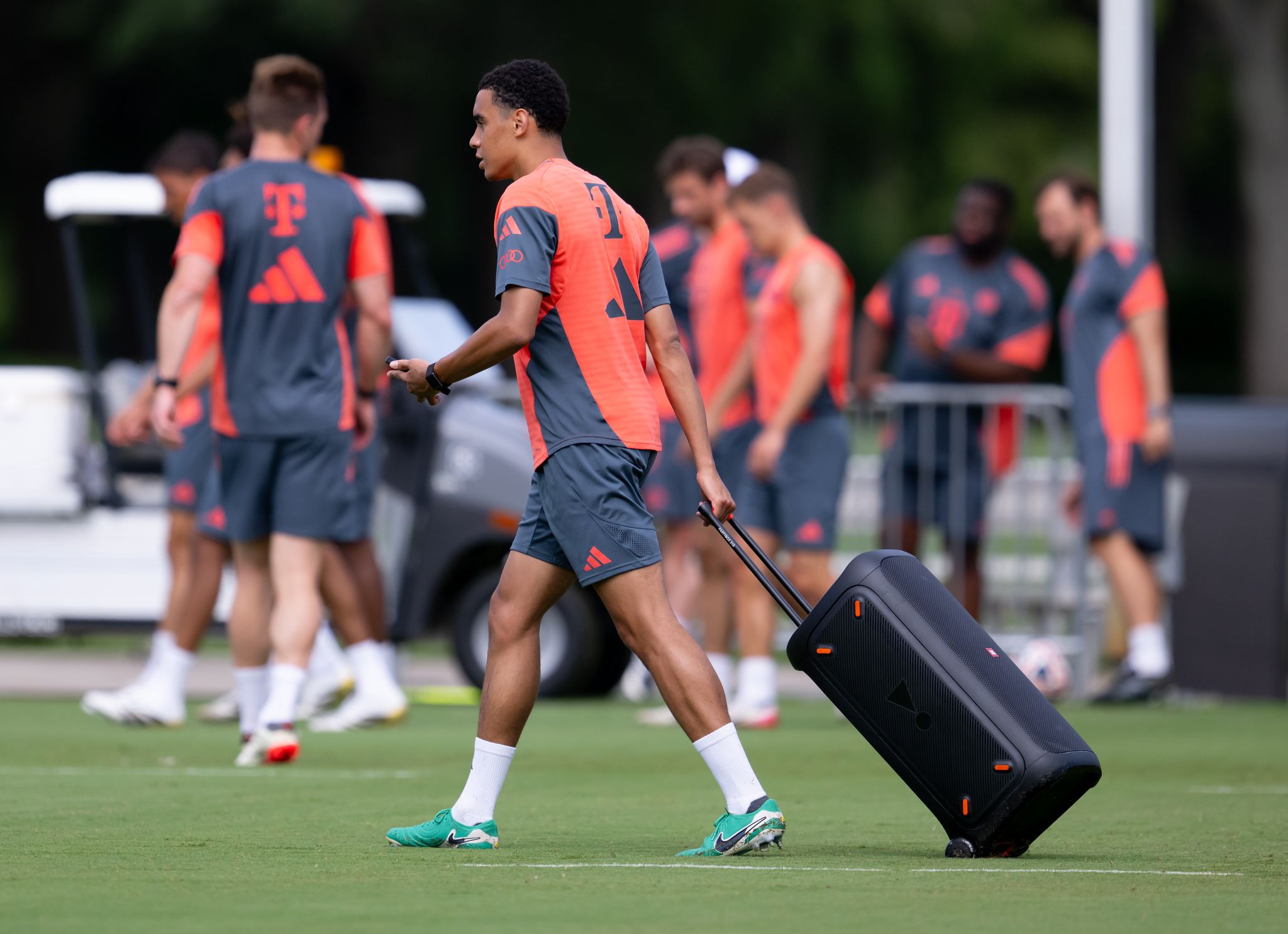 FC Bayern am Scheideweg zwischen Aufbruch und Abgrund