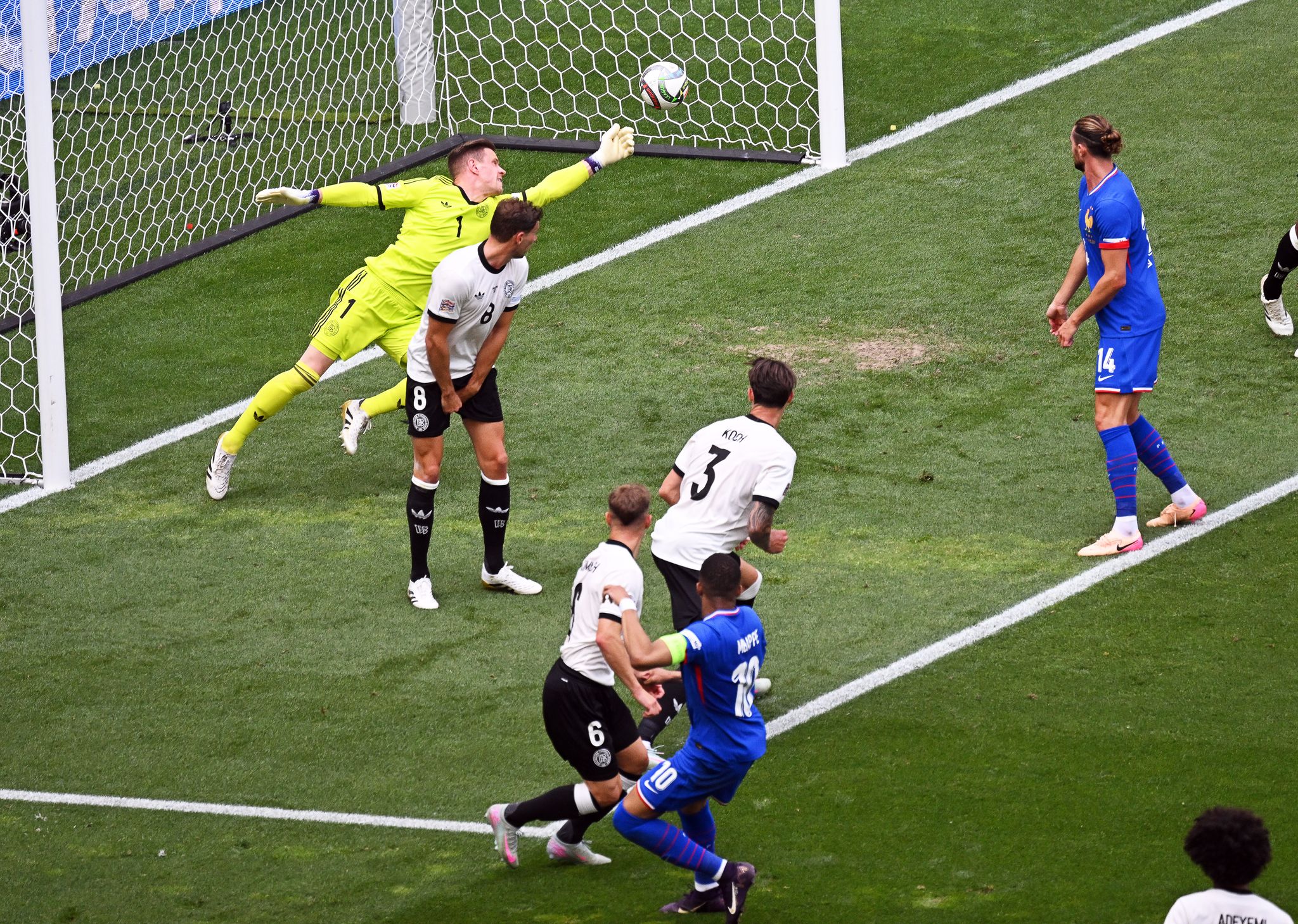 Mbappé und VAR-Frust: DFB-Team verpasst Platz drei