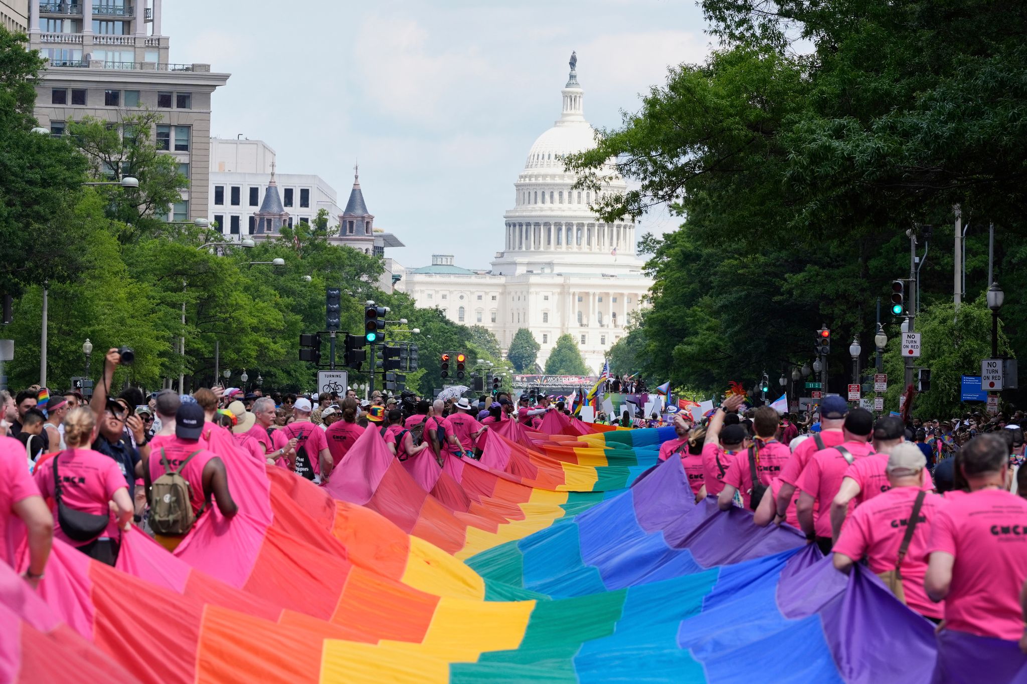 Tausende feiern bei Pride-Parade in Washington