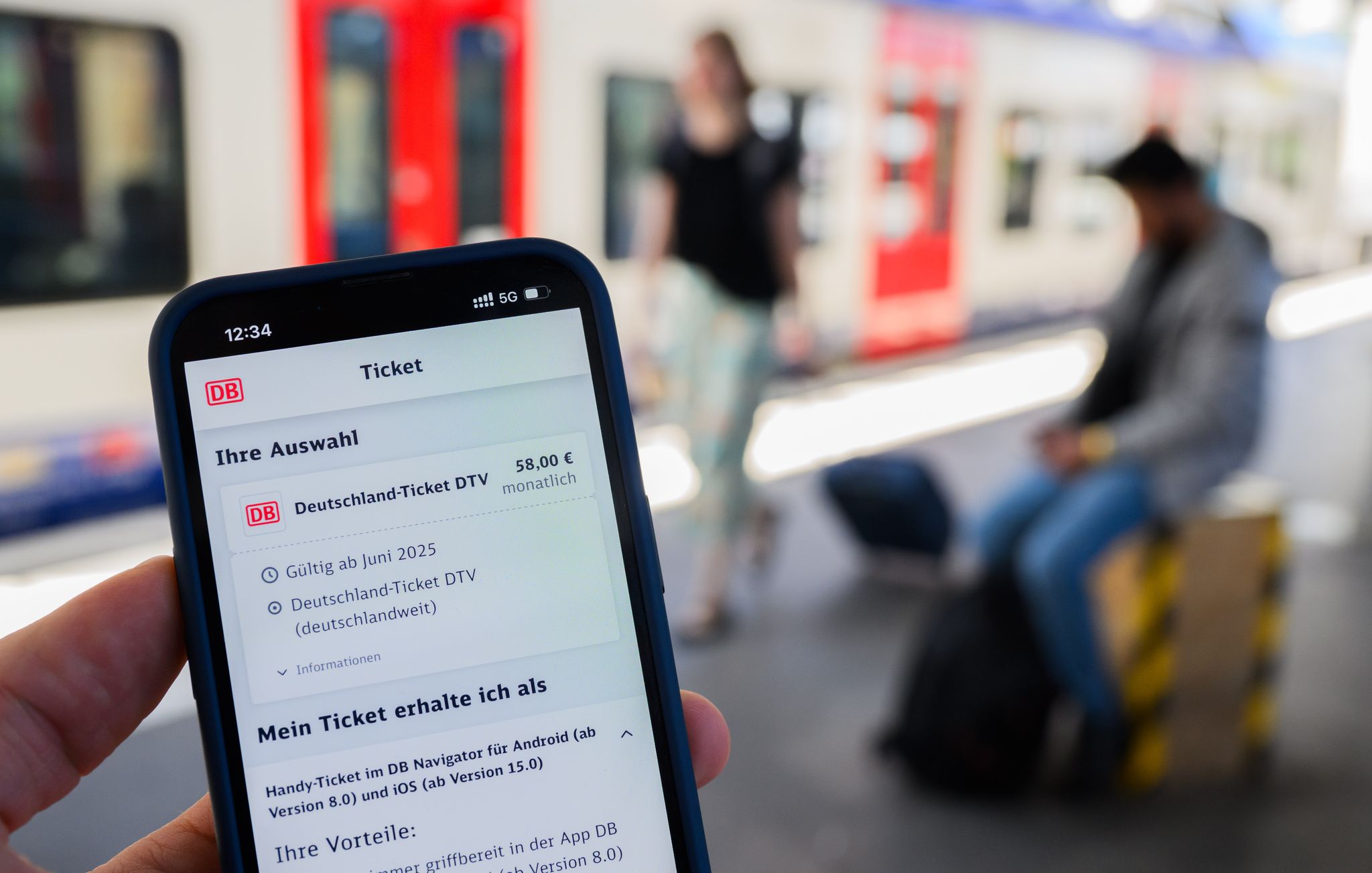 Schnieder für festen Preismechanismus beim Deutschlandticket