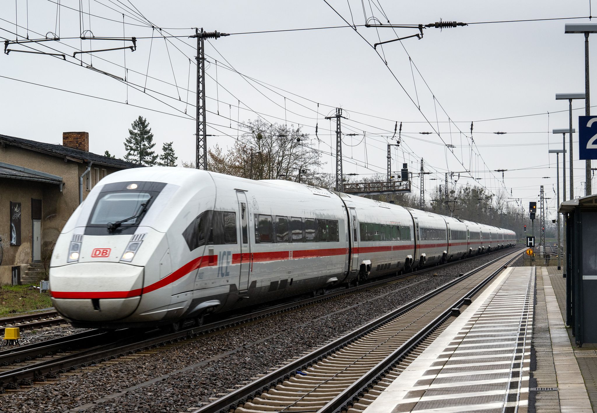 Bahn verjüngt Flotte – Fahrgastverband warnt vor Engpässen