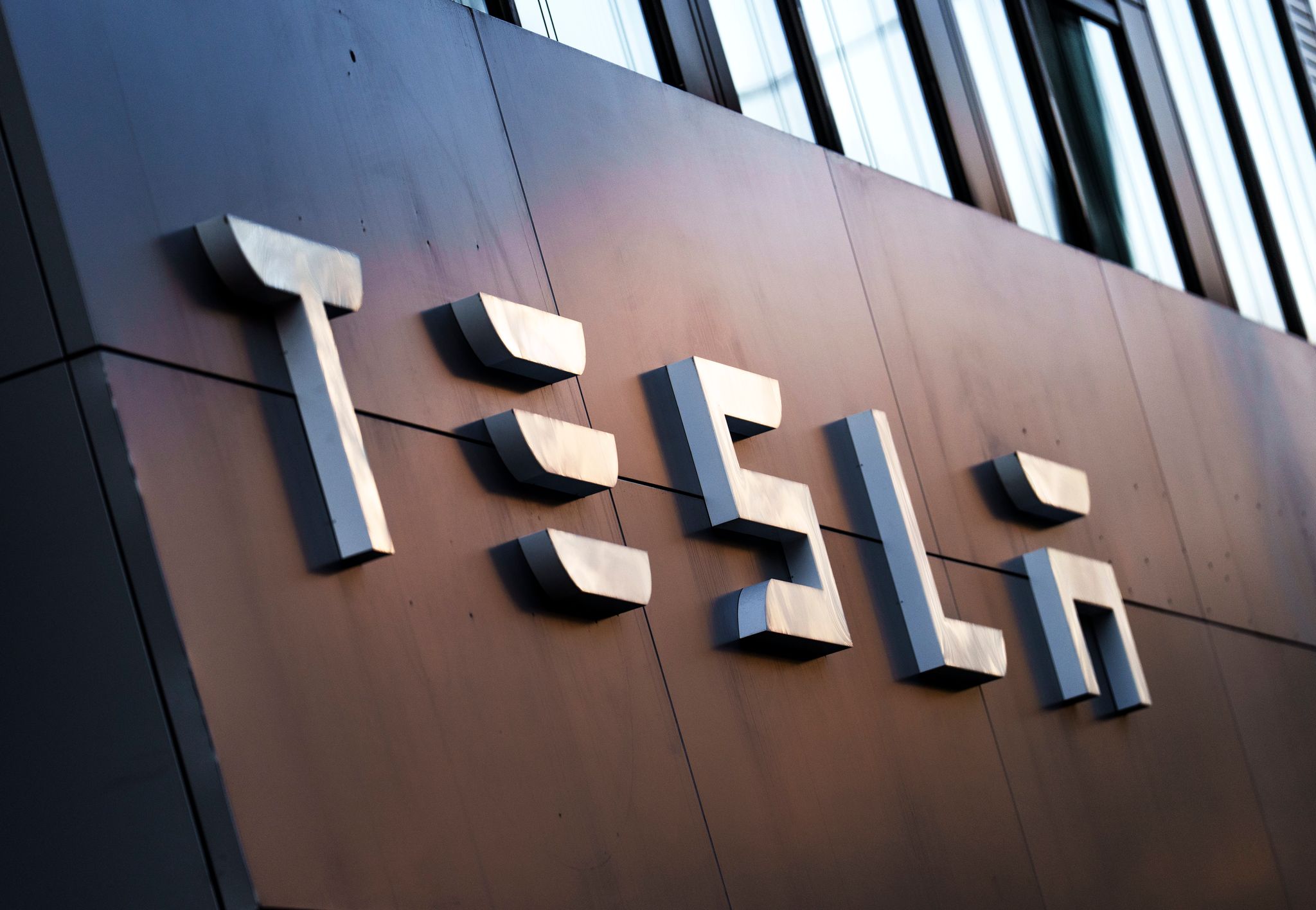Tesla startet Robotaxi-Dienst mit Einschränkungen