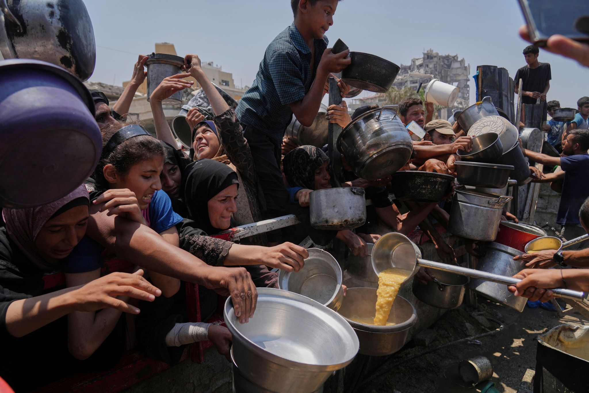 Israelisches Militär startet Hilfsgüterabwurf über Gazastreifen