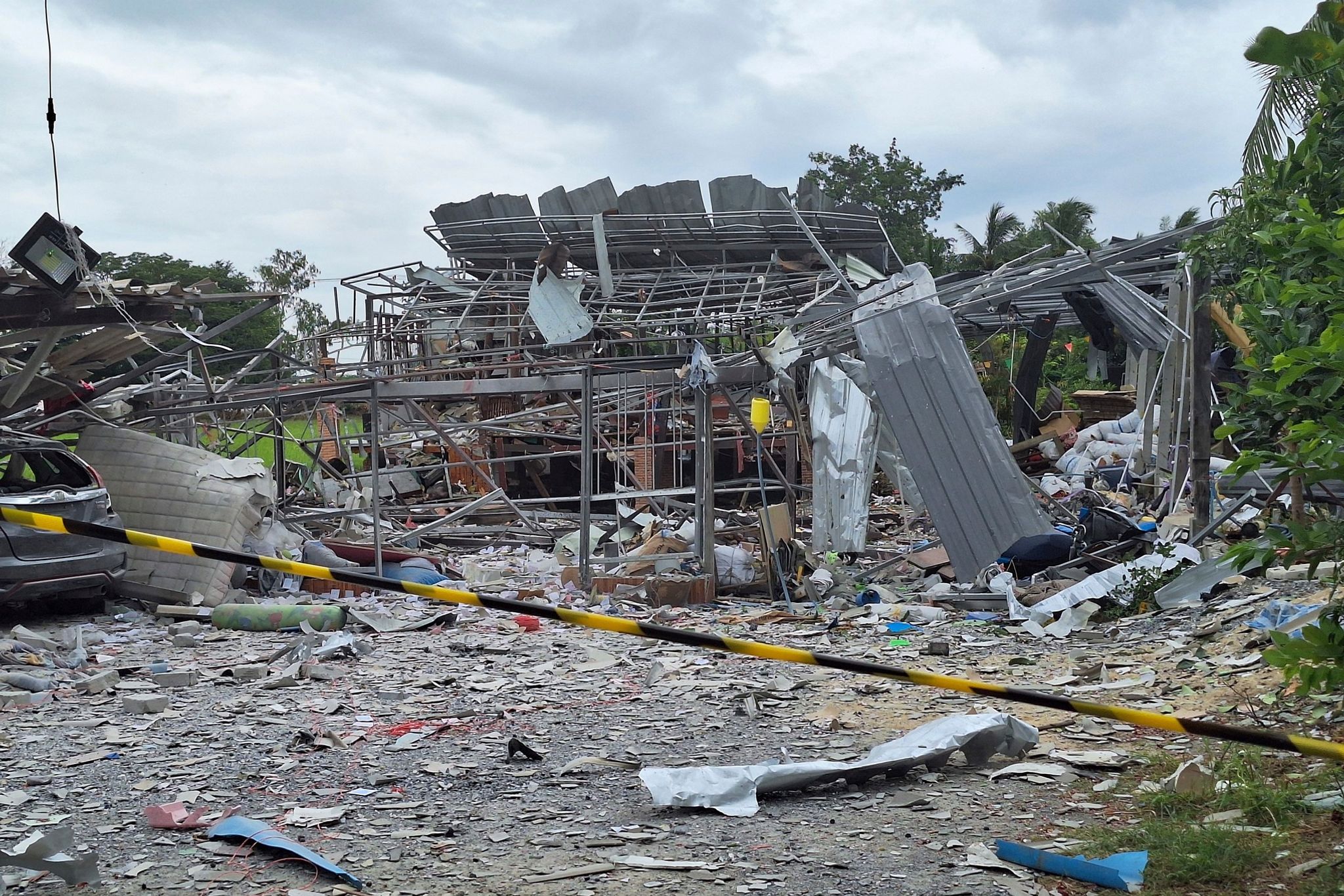 Neun Tote bei Explosion thailändischer Feuerwerksfabrik