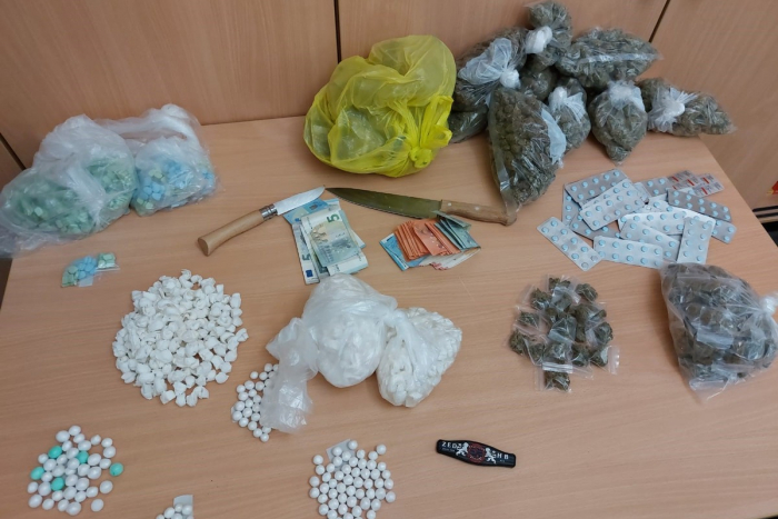 Zivilkräfte überführen Drogendealer