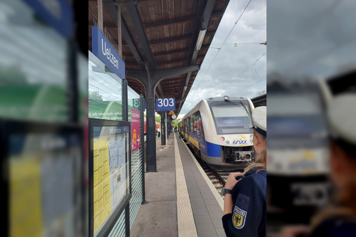 Uelzen: Mann mit Messer im Zug gestellt
