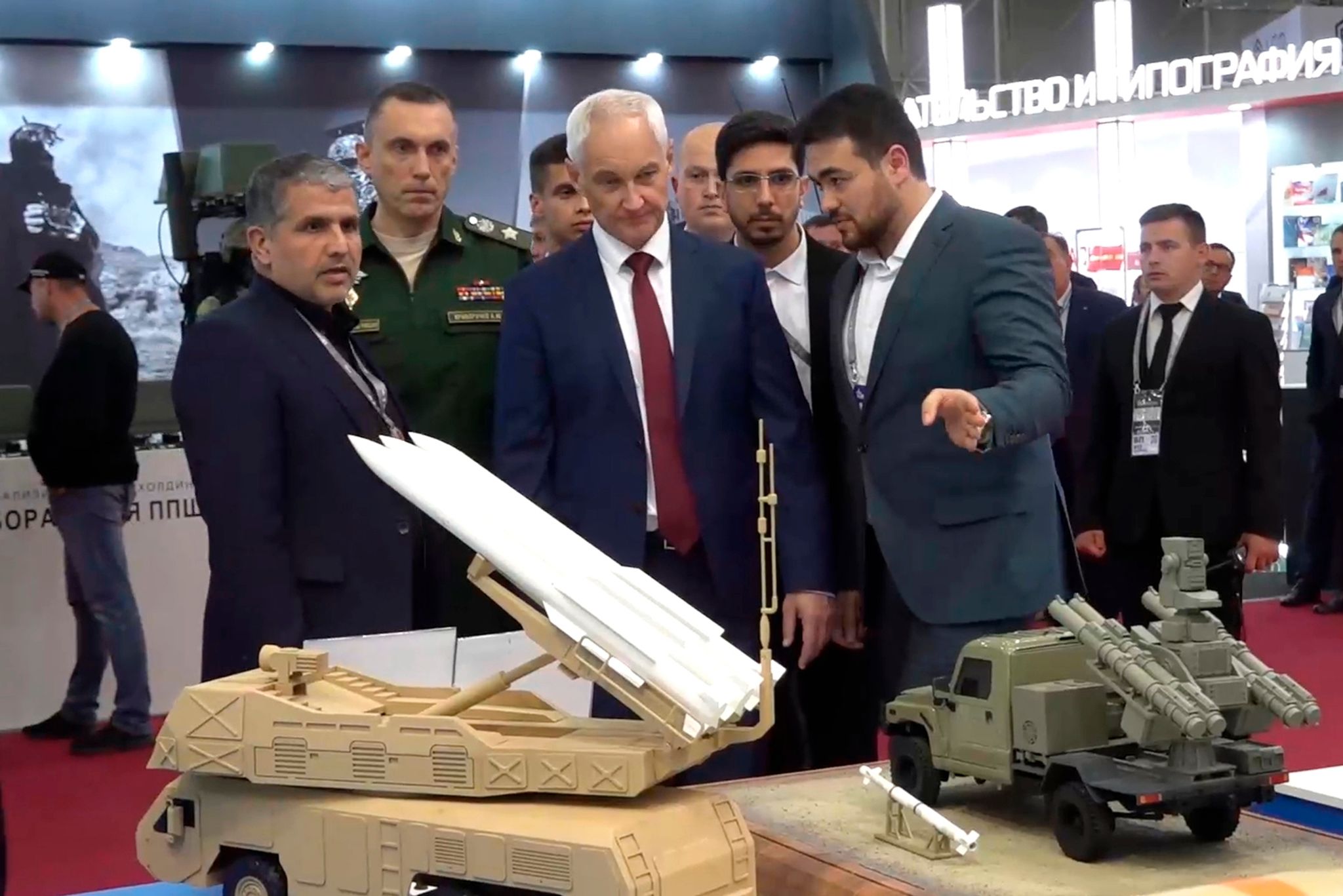 Russland sagt große Militärschau für August ab