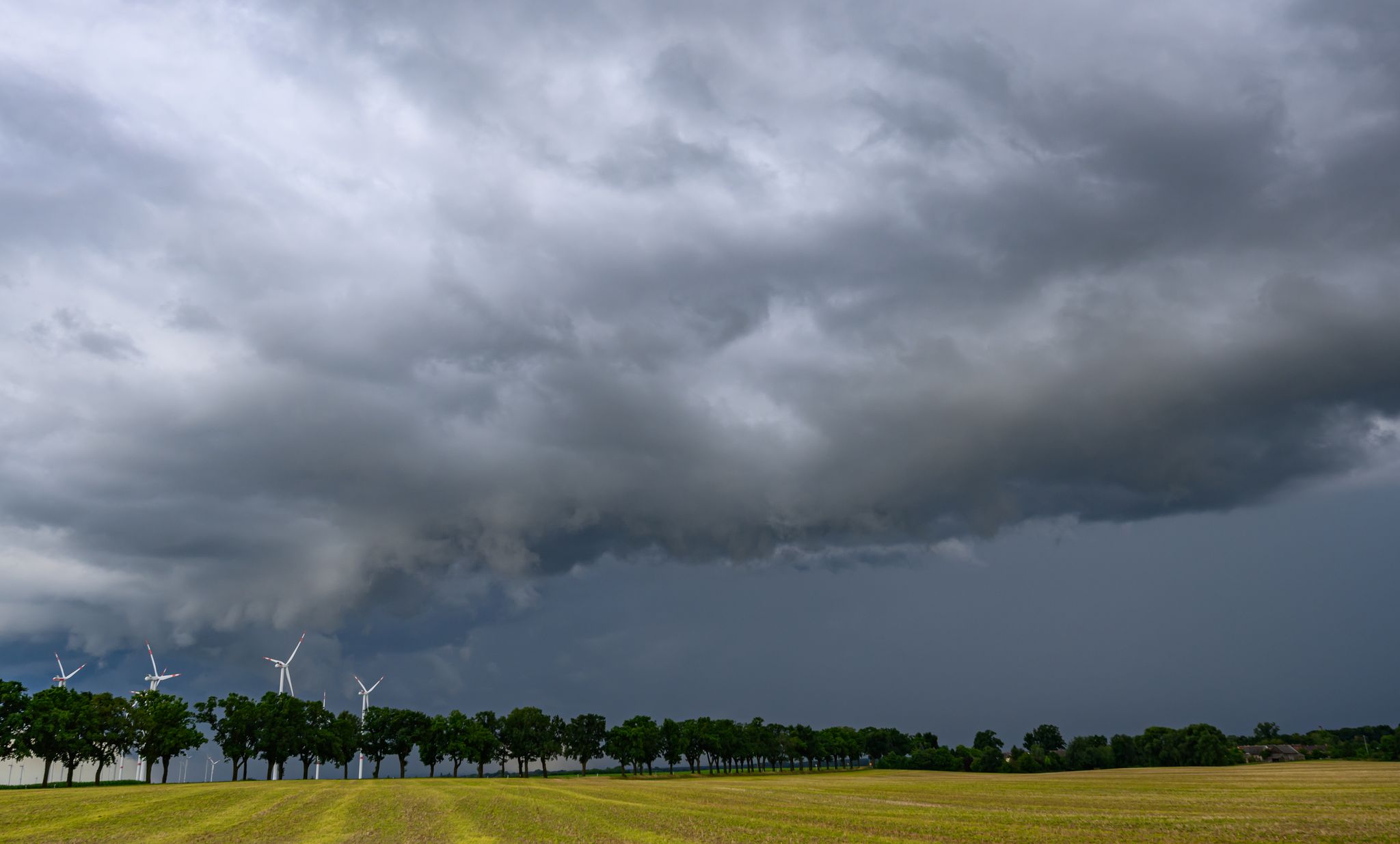 Schauer und Gewitter in Dauerschleife