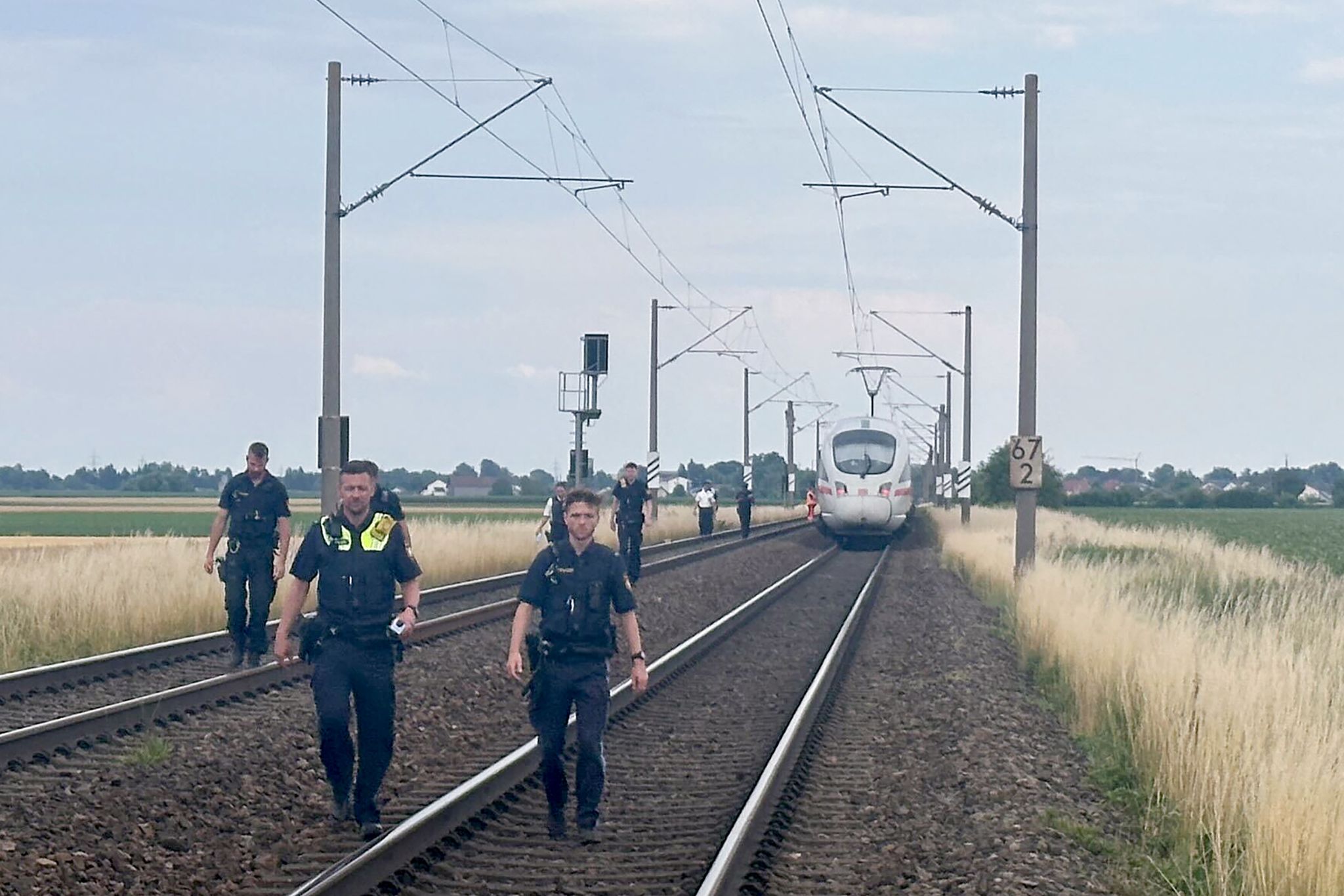 Gewalt, Drogen, Gebet – was war das Motiv der ICE-Attacke?