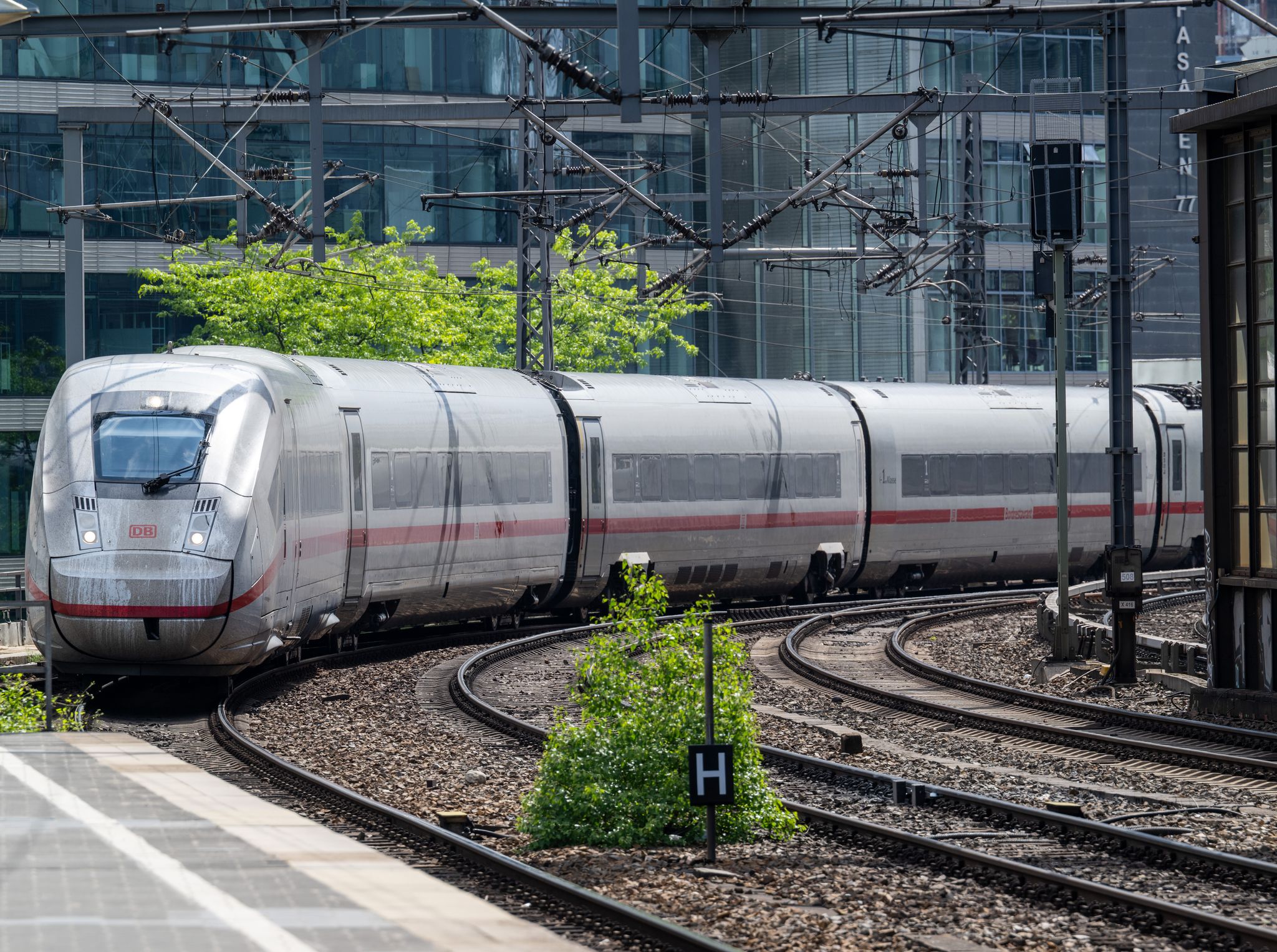 Umfrage: Knapp zwei Drittel halten Bahntickets für teuer