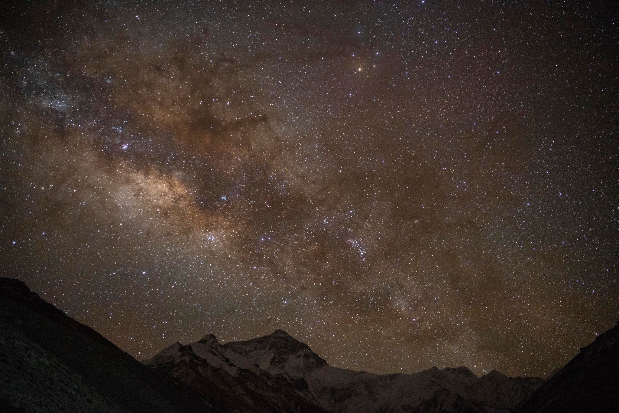 Interstellarer Komet A11pl3Z: Neuer Gast im Sonnensystem