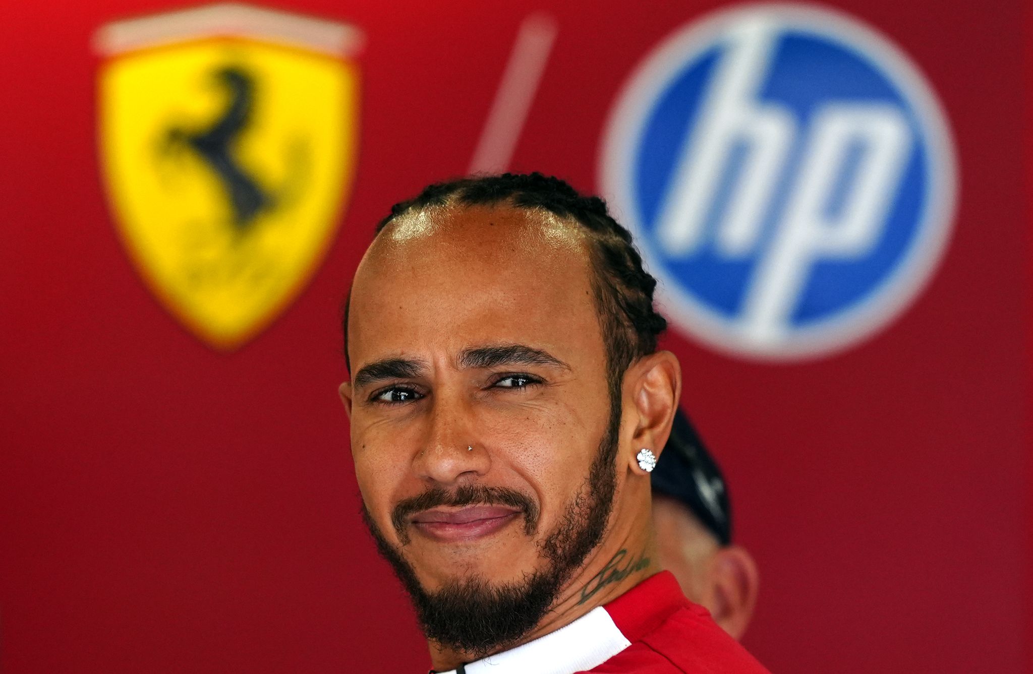 Hamilton lässt Heimfans mit Bestzeit in Silverstone hoffen