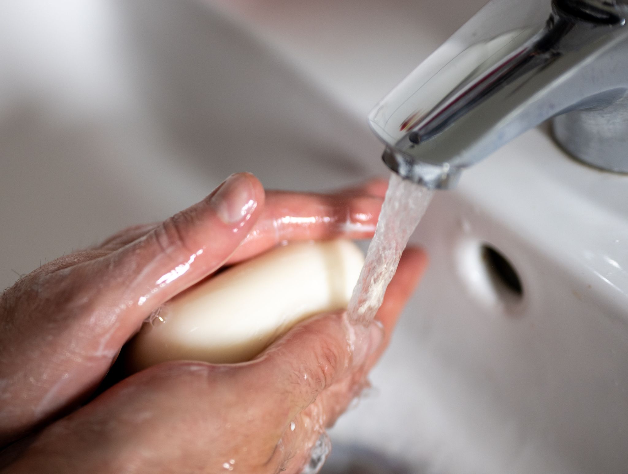 Hygiene in Krankenhäusern: Viele waschen sich nach Toilettengang nicht die Hände