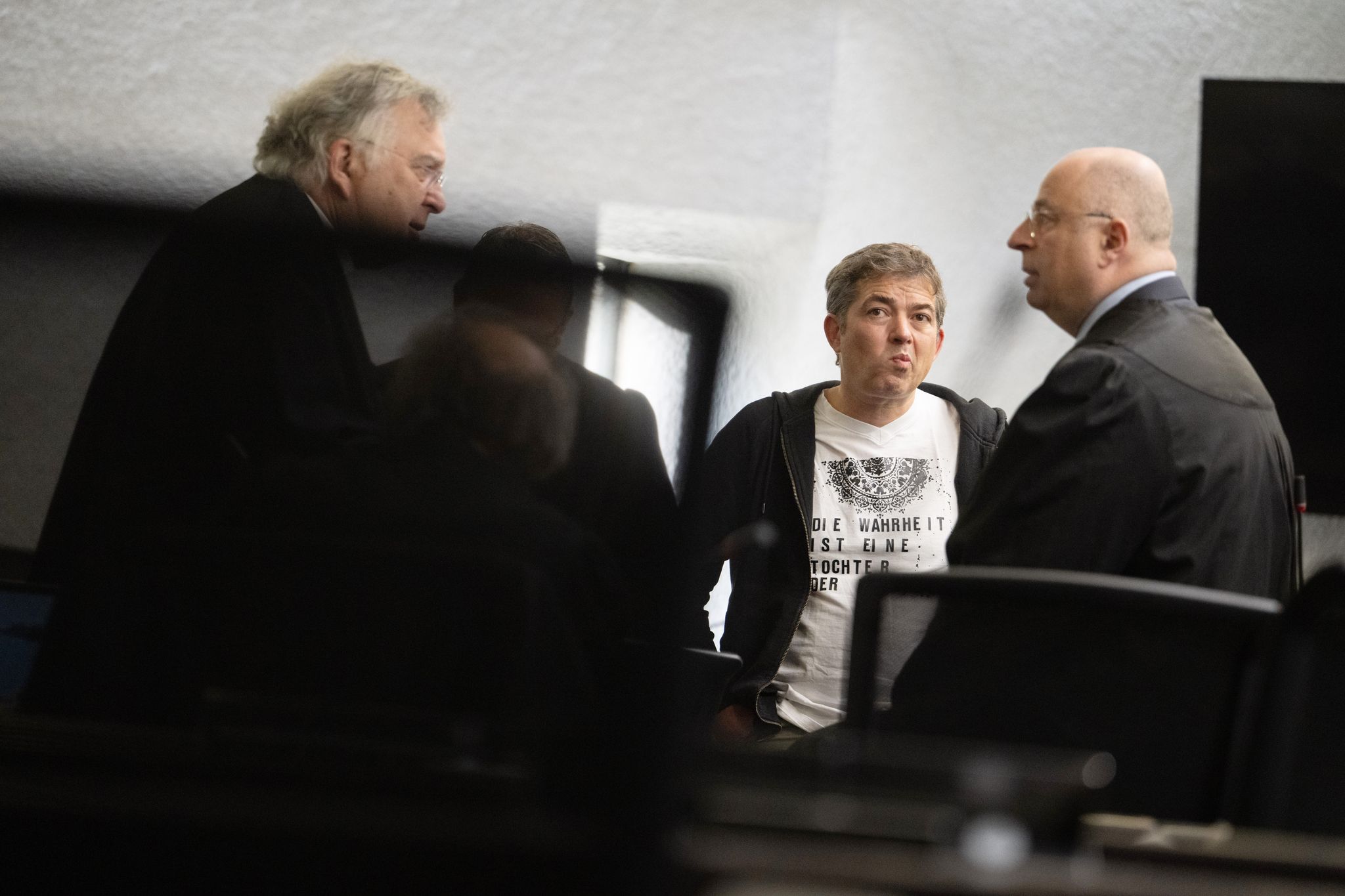 Prozess gegen „Querdenken“-Gründer Ballweg: Drama im Gerichtssaal