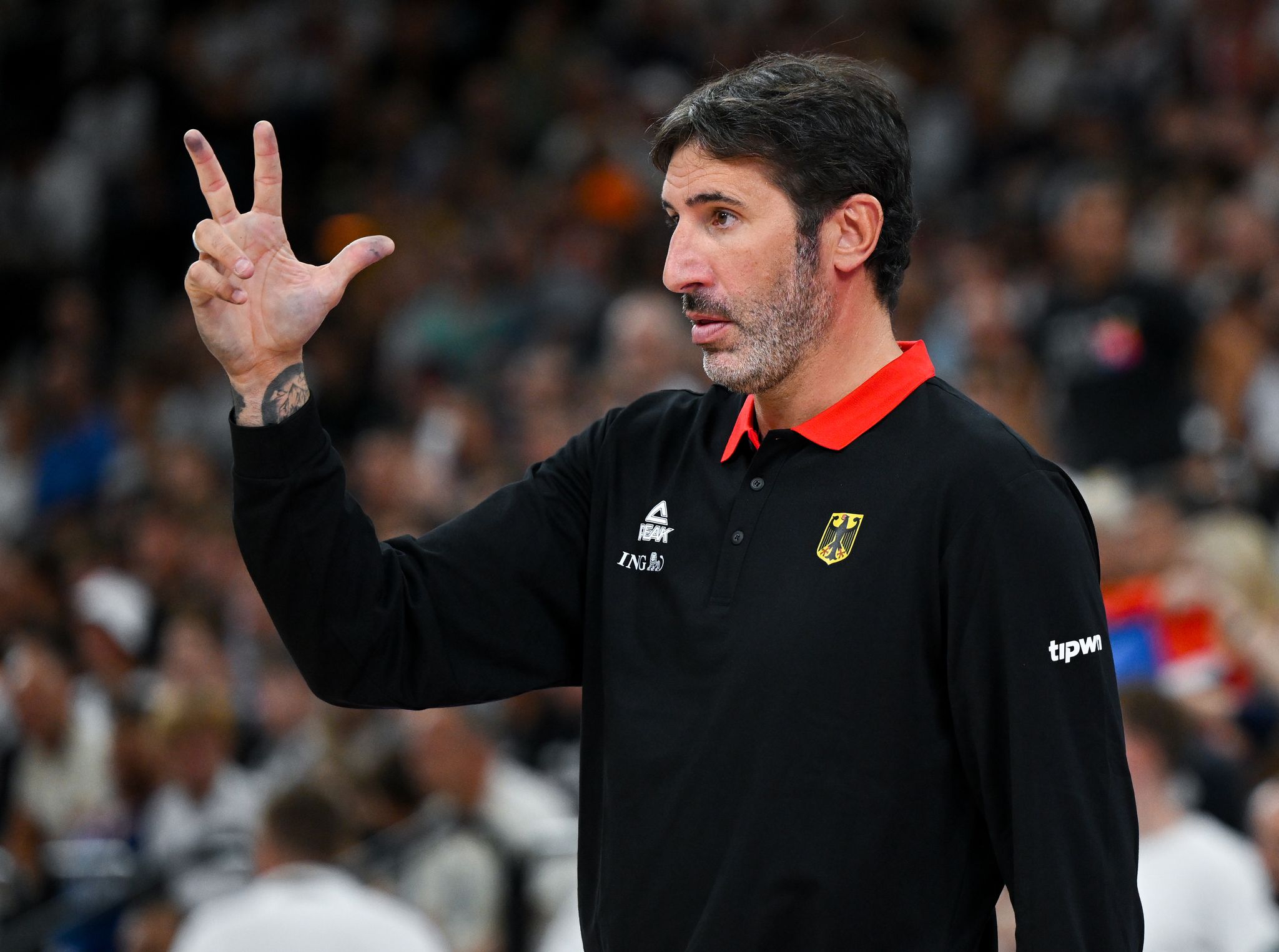 EM-Start ohne Bundestrainer Mumbru wegen Krankheit