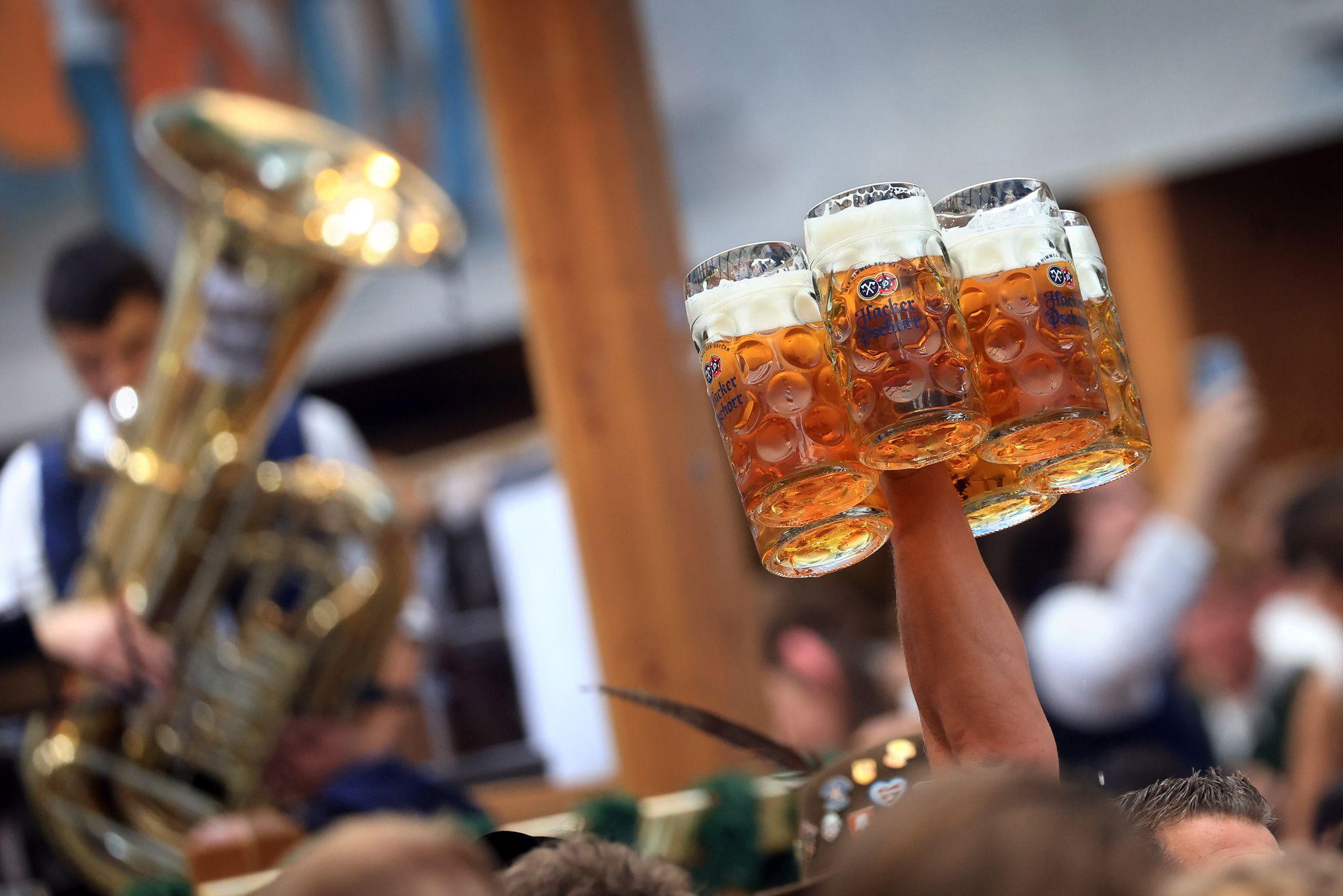 Neuerungen im September: Mehr Kontrolle über Gerätedaten und Bargeldloses Zahlen auf dem Oktoberfest