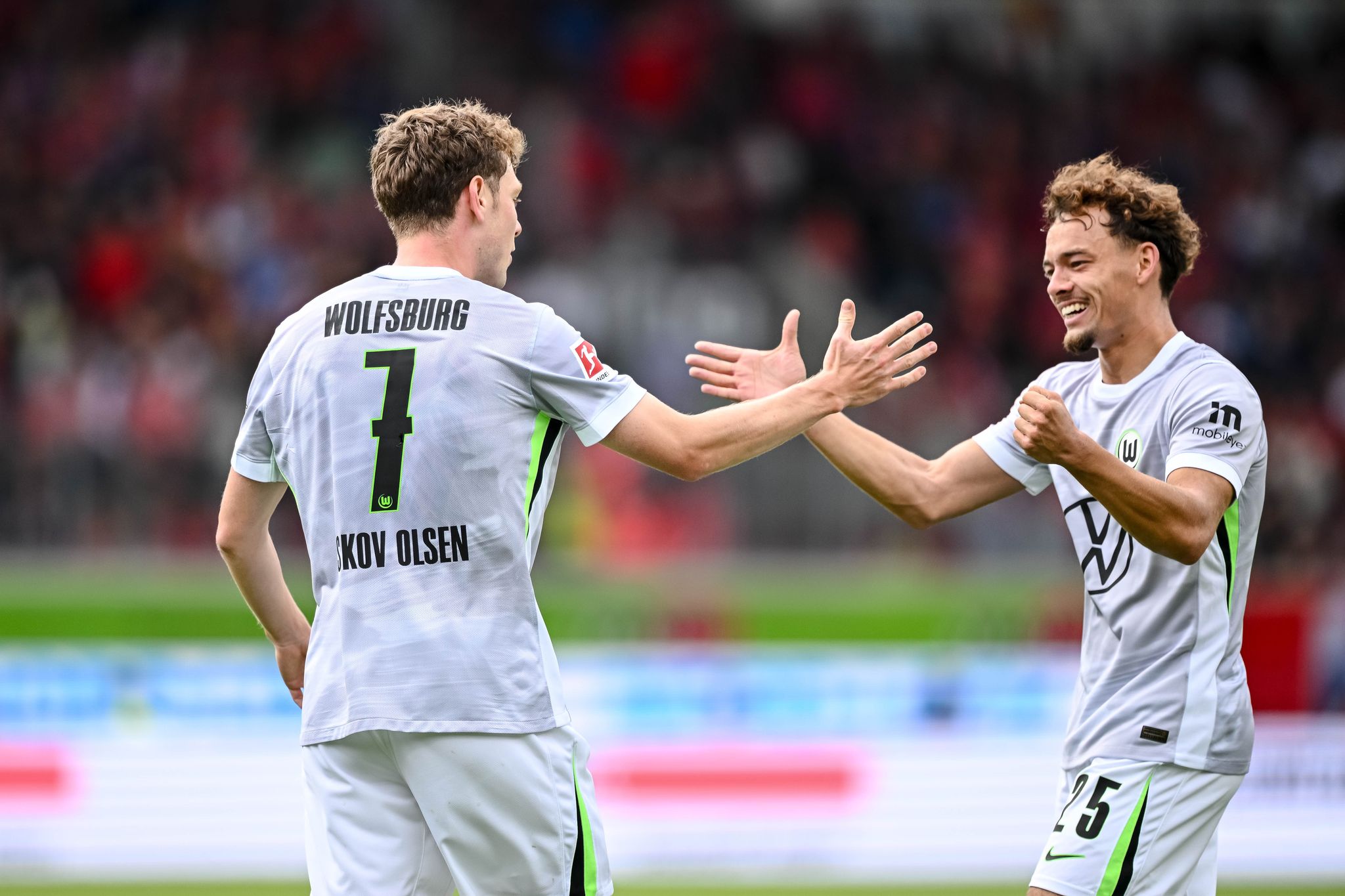 Neuer Trainer, neuer Erfolg: Wolfsburg siegt bei Heidenheim
