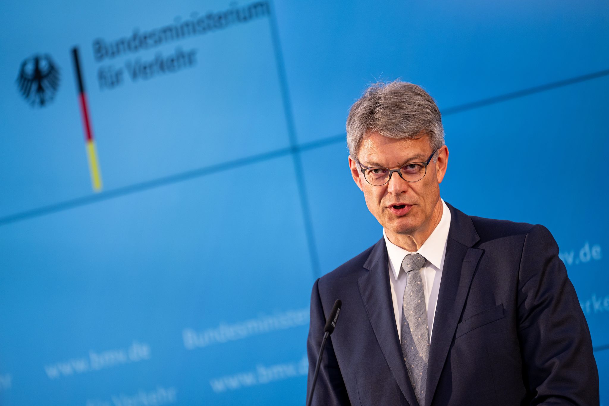 Einer der schwierigsten Jobs: Bahn sucht neue Spitze