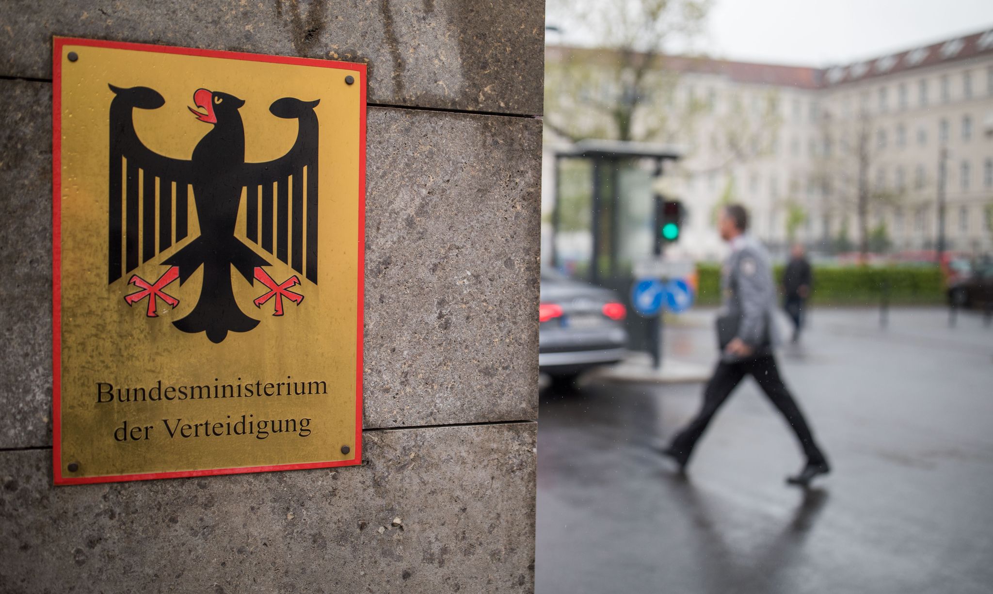 Neuer Wehrdienst und Sicherheitslage: Bundesregierung berät im Verteidigungsministerium