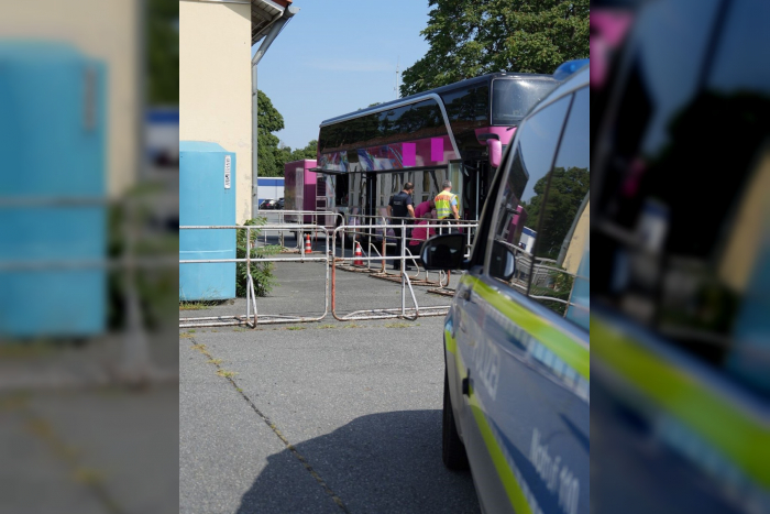 Rheinland-Pfalz: Polizei stoppt 13 Busse