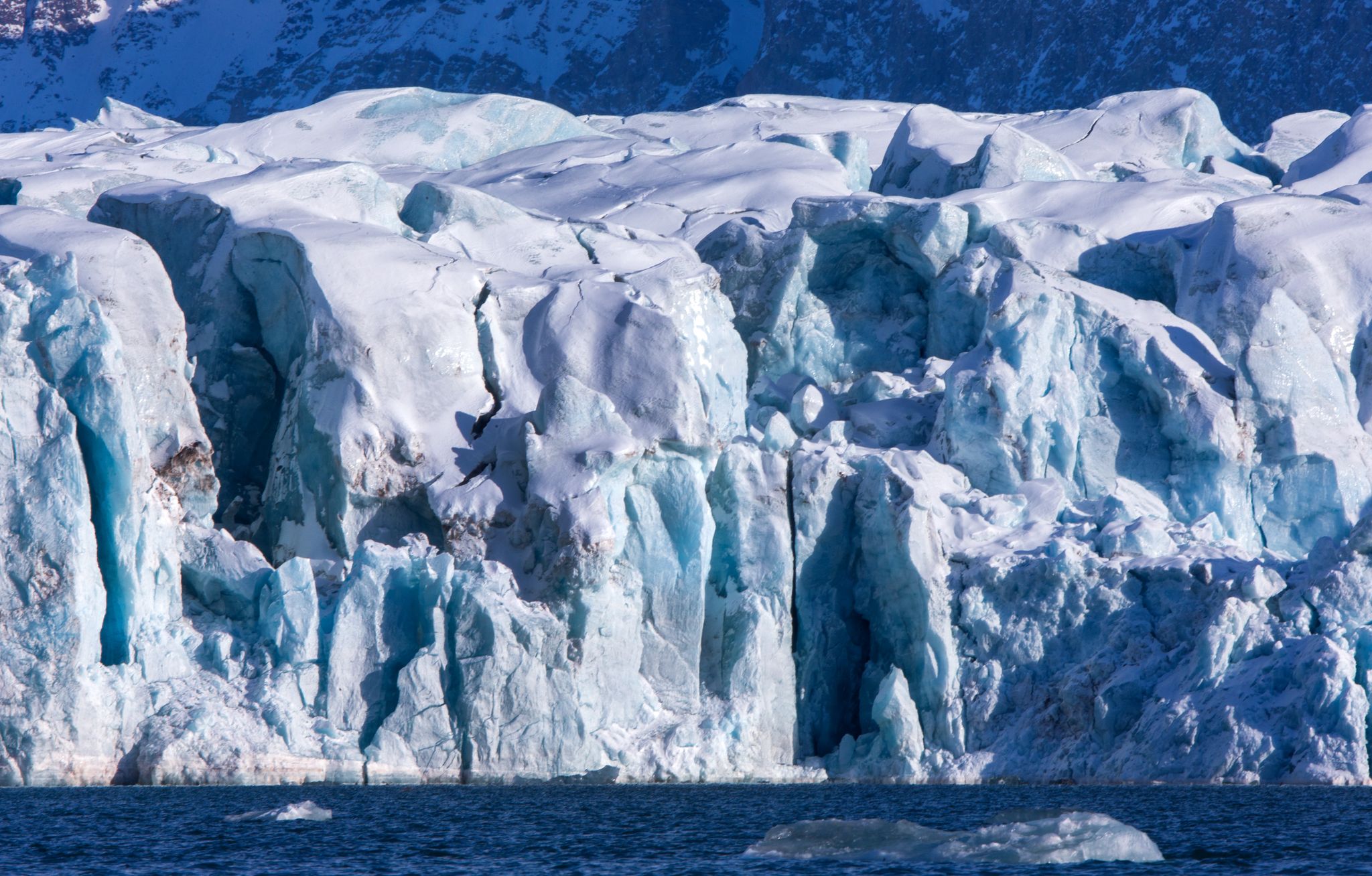 Rekordverlust an Eis auf Spitzbergen im Jahr 2024
