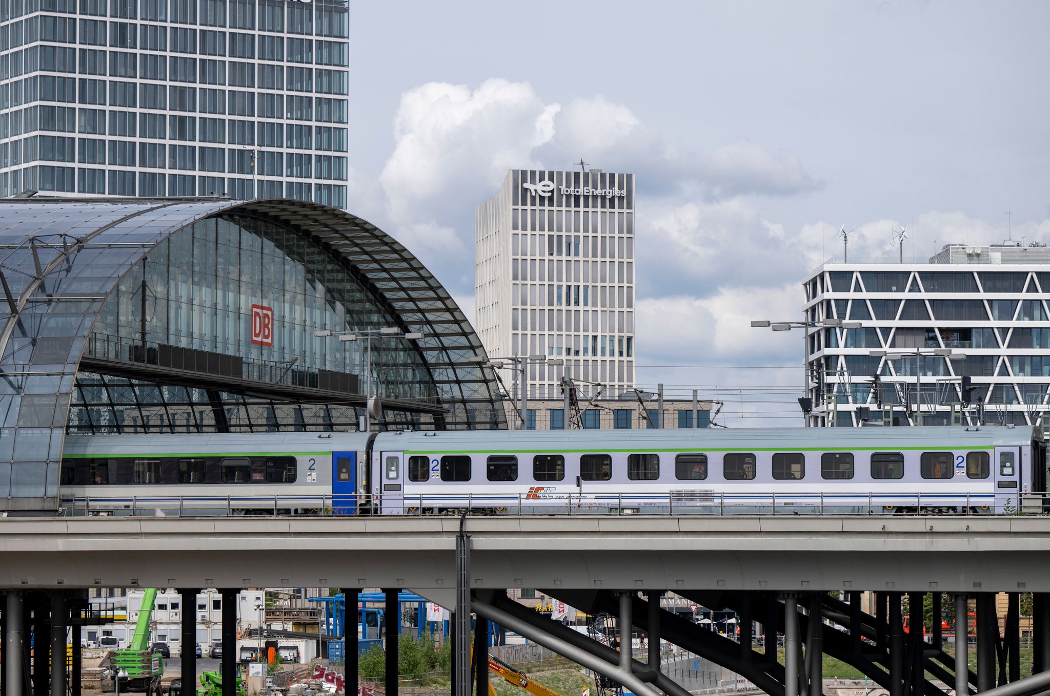 Neue Bahn-Verbindungen von Berlin und Leipzig nach Polen