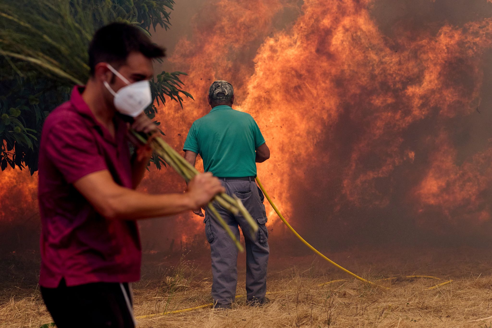 Deutsche Feuerwehrleute helfen bei Waldbränden in Spanien